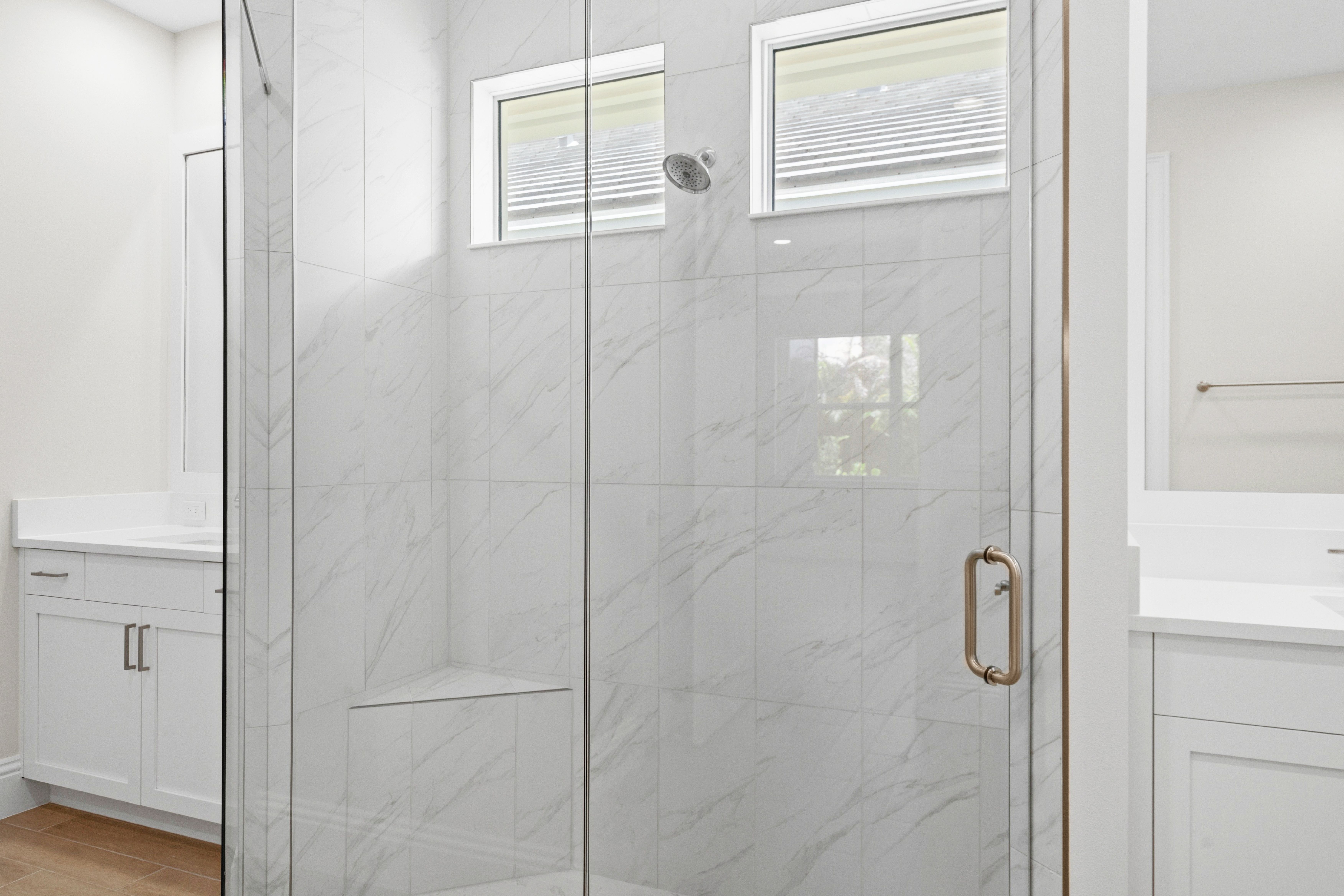 Master Bath | 4121 Lucaya Pointe Way