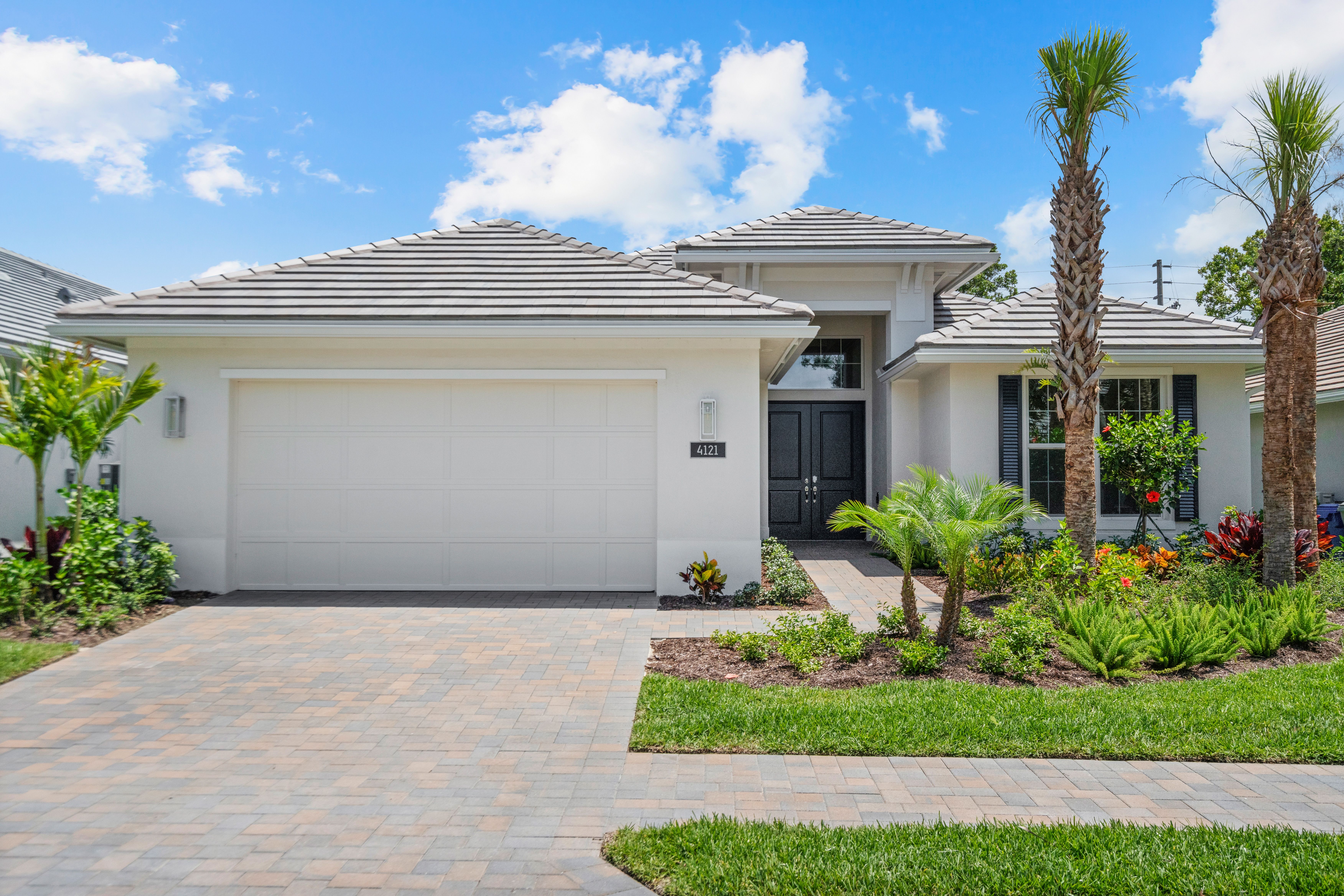 Front Elevation | 4121 Lucaya Pointe Way