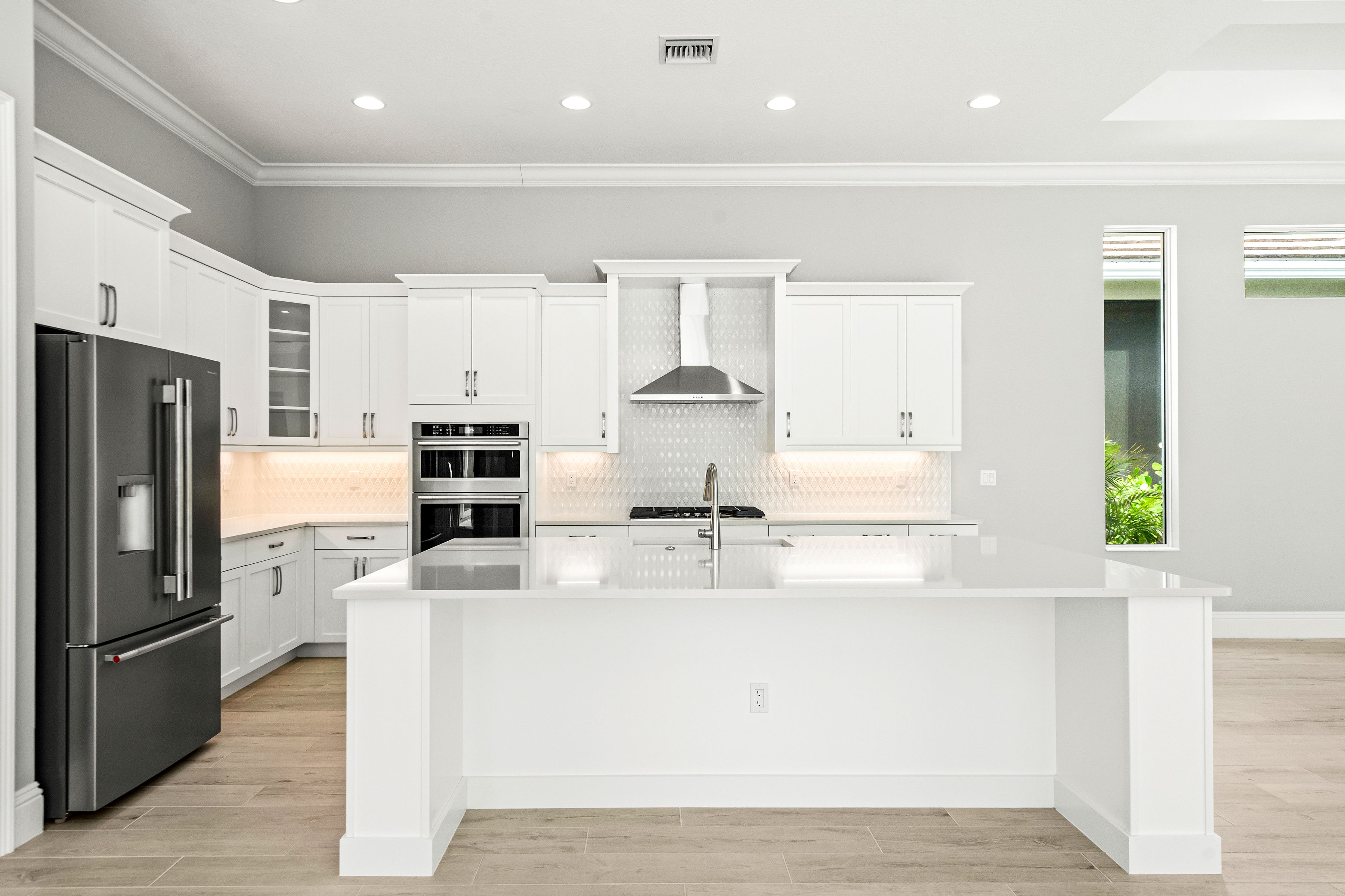 Kitchen | 4133 Lucaya Pointe Way