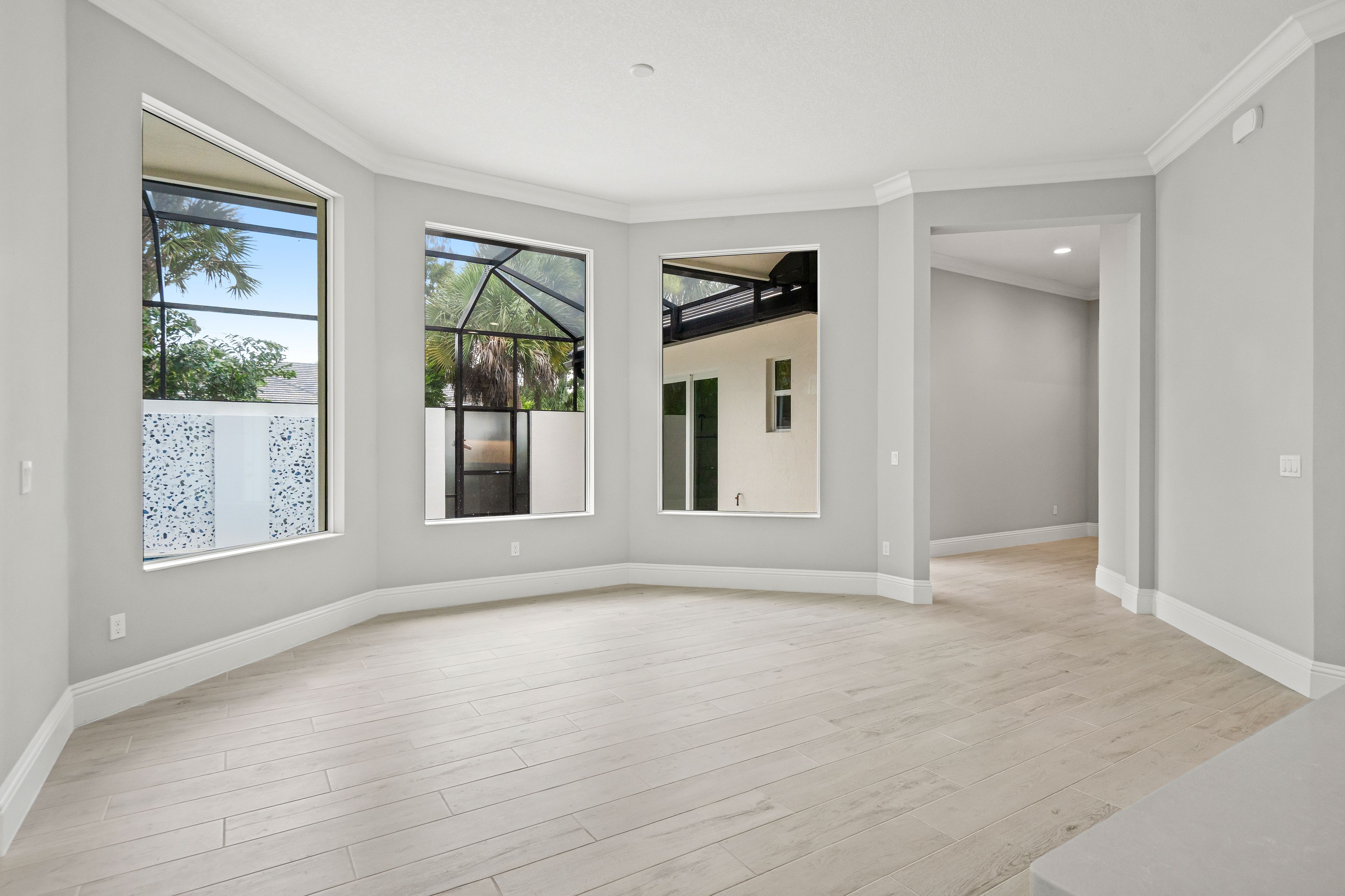 Dining | 4133 Lucaya Pointe Way