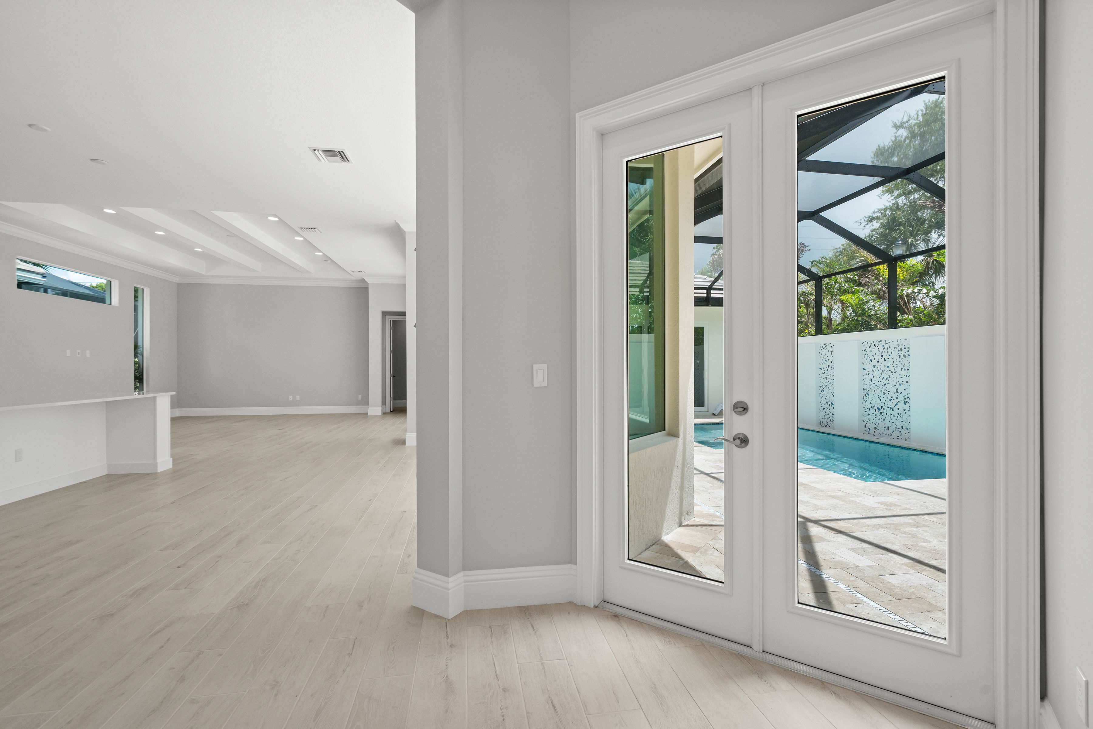 Dining | 4133 Lucaya Pointe Way
