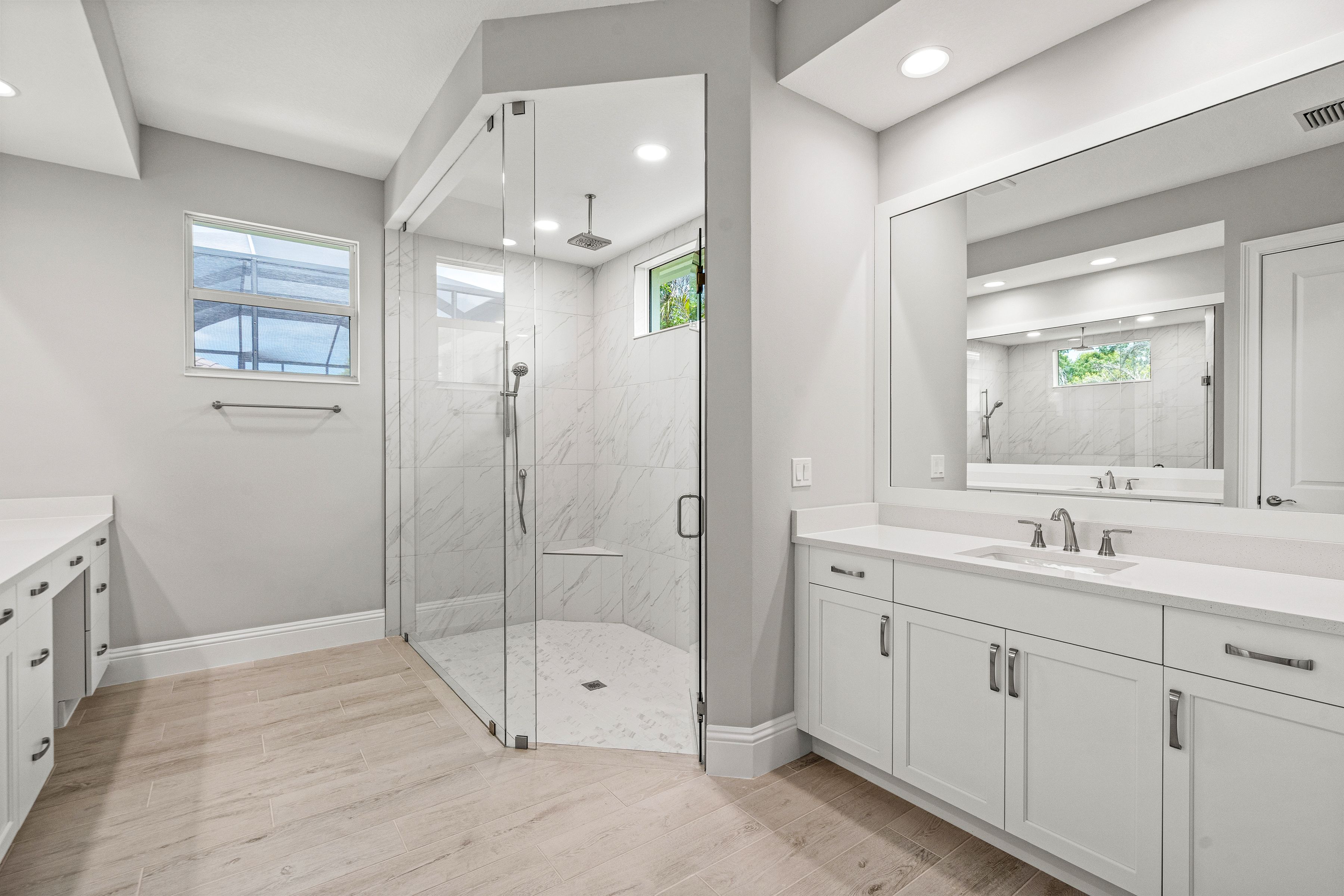 Master Bath | 4133 Lucaya Pointe Way