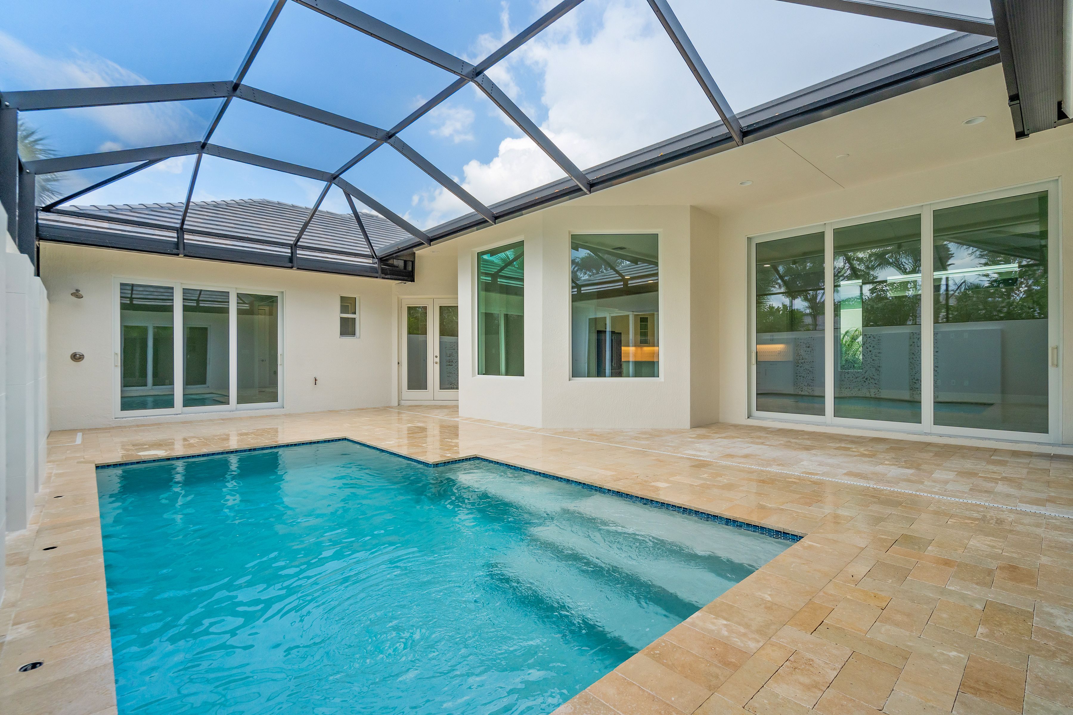 Pool & Lanai | 4133 Lucaya Pointe Way