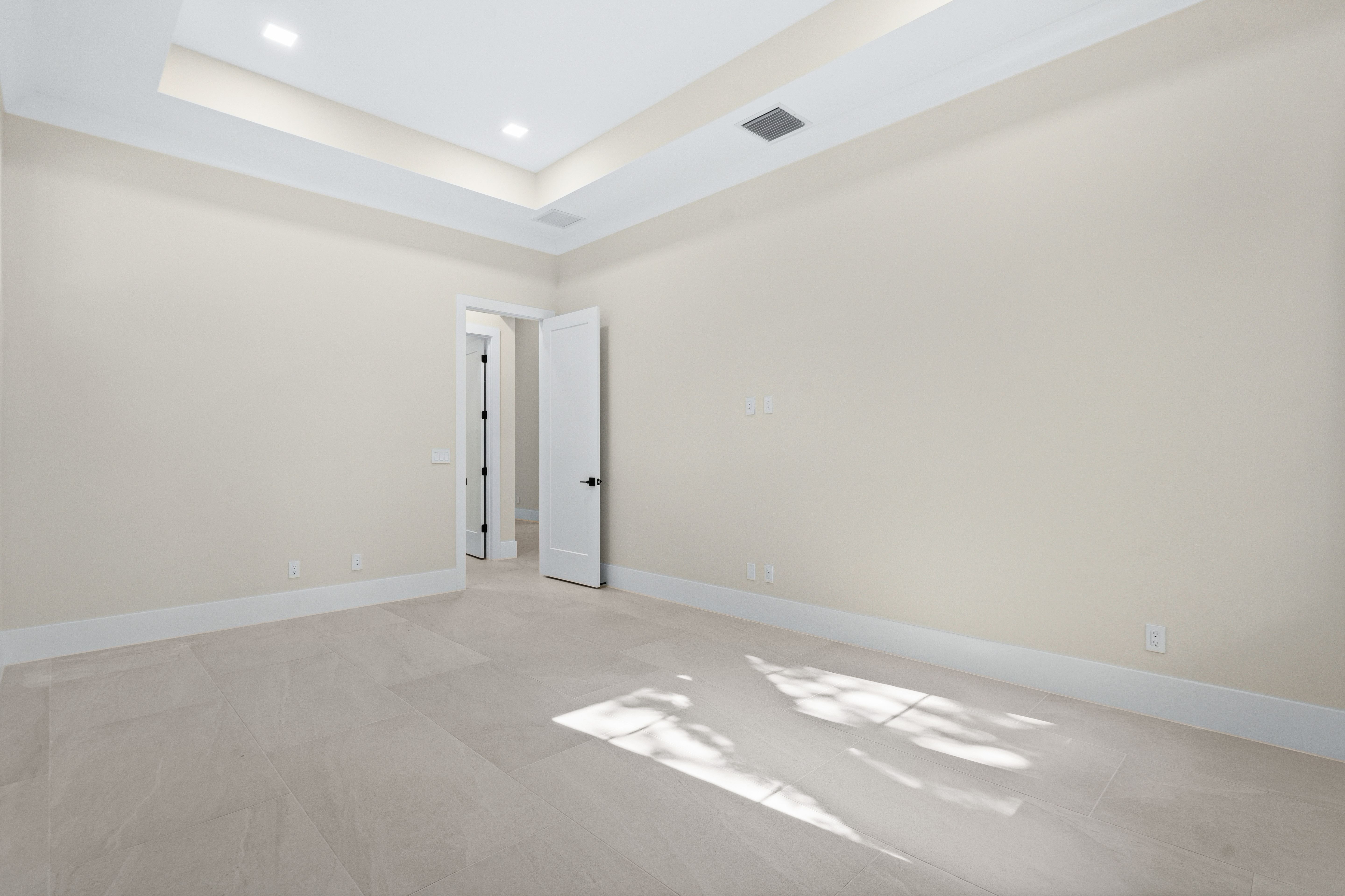 Office | 9235 Seaglass Ct