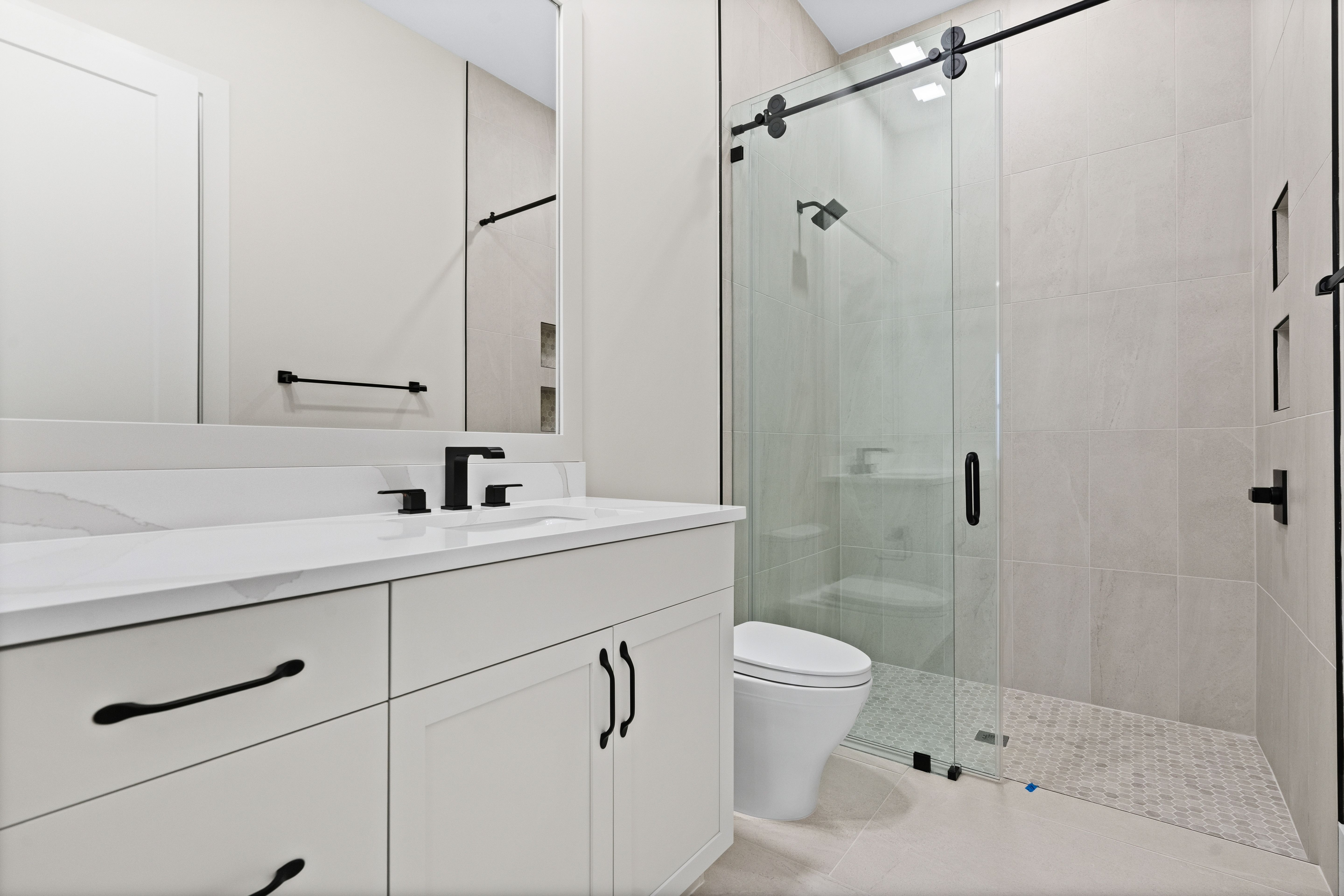 Bath 2 | 9235 Seaglass Ct