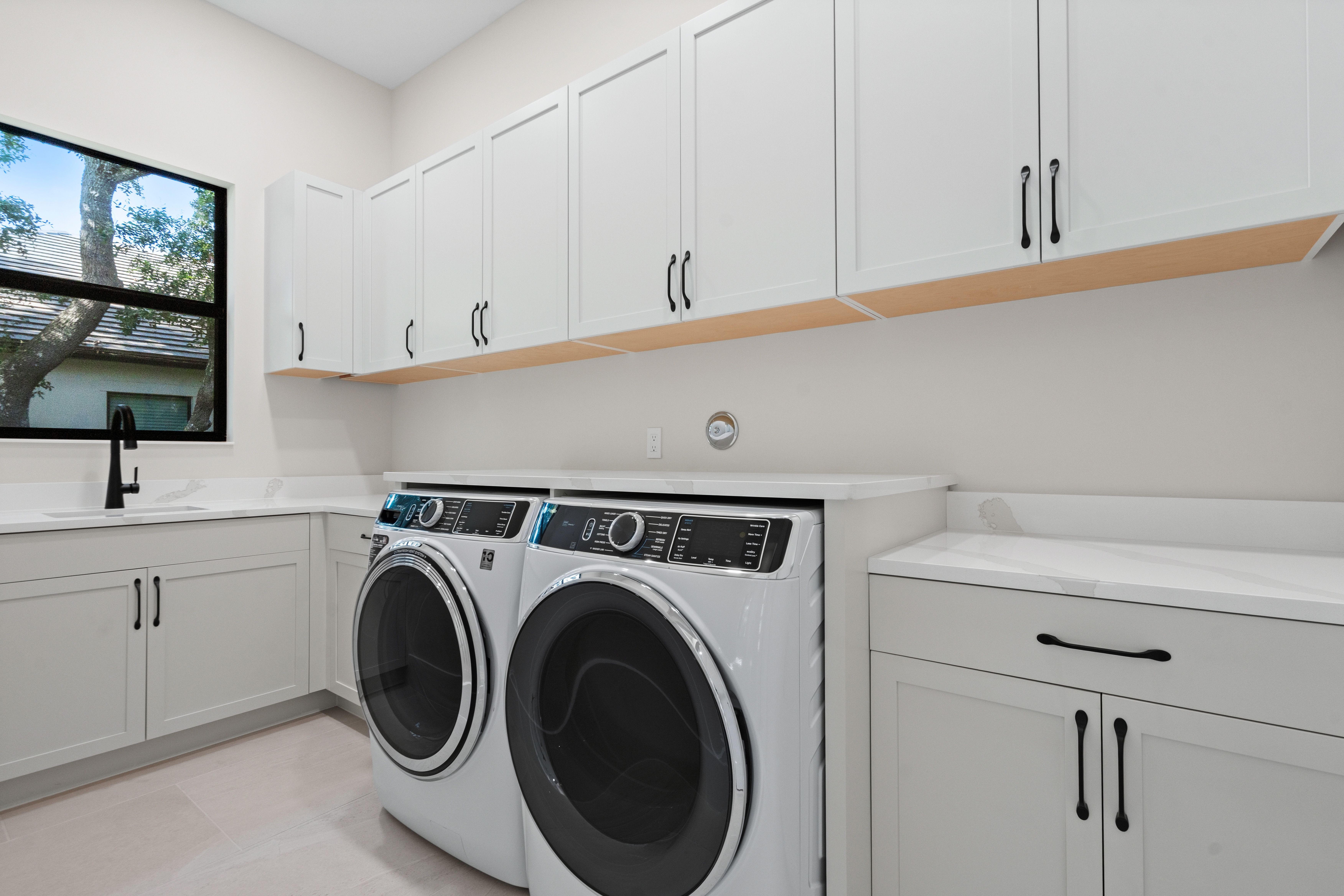 Laundry Room | 9235 Seaglass Ct