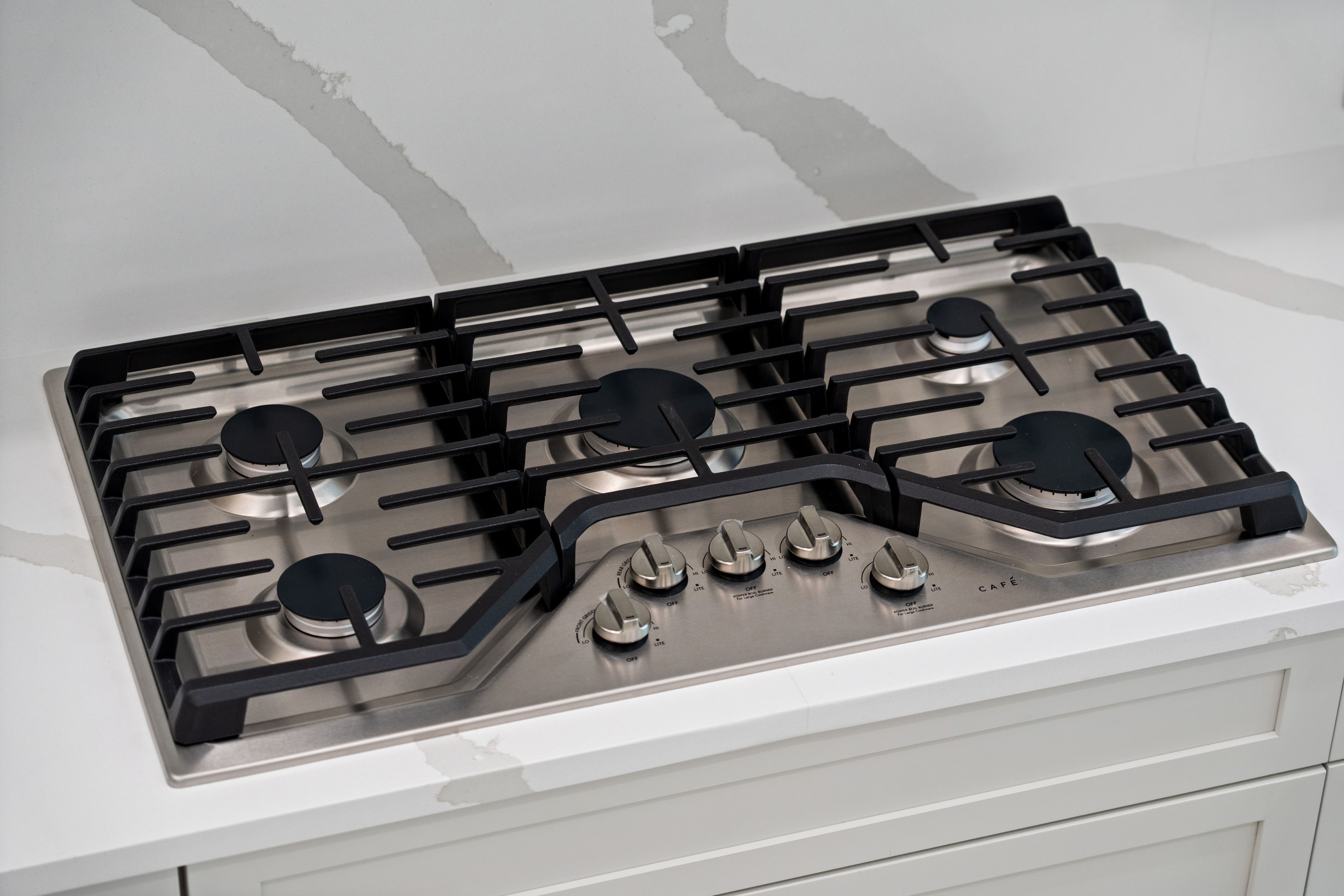 Gas Cooktop Detail | 9235 Seaglass Ct