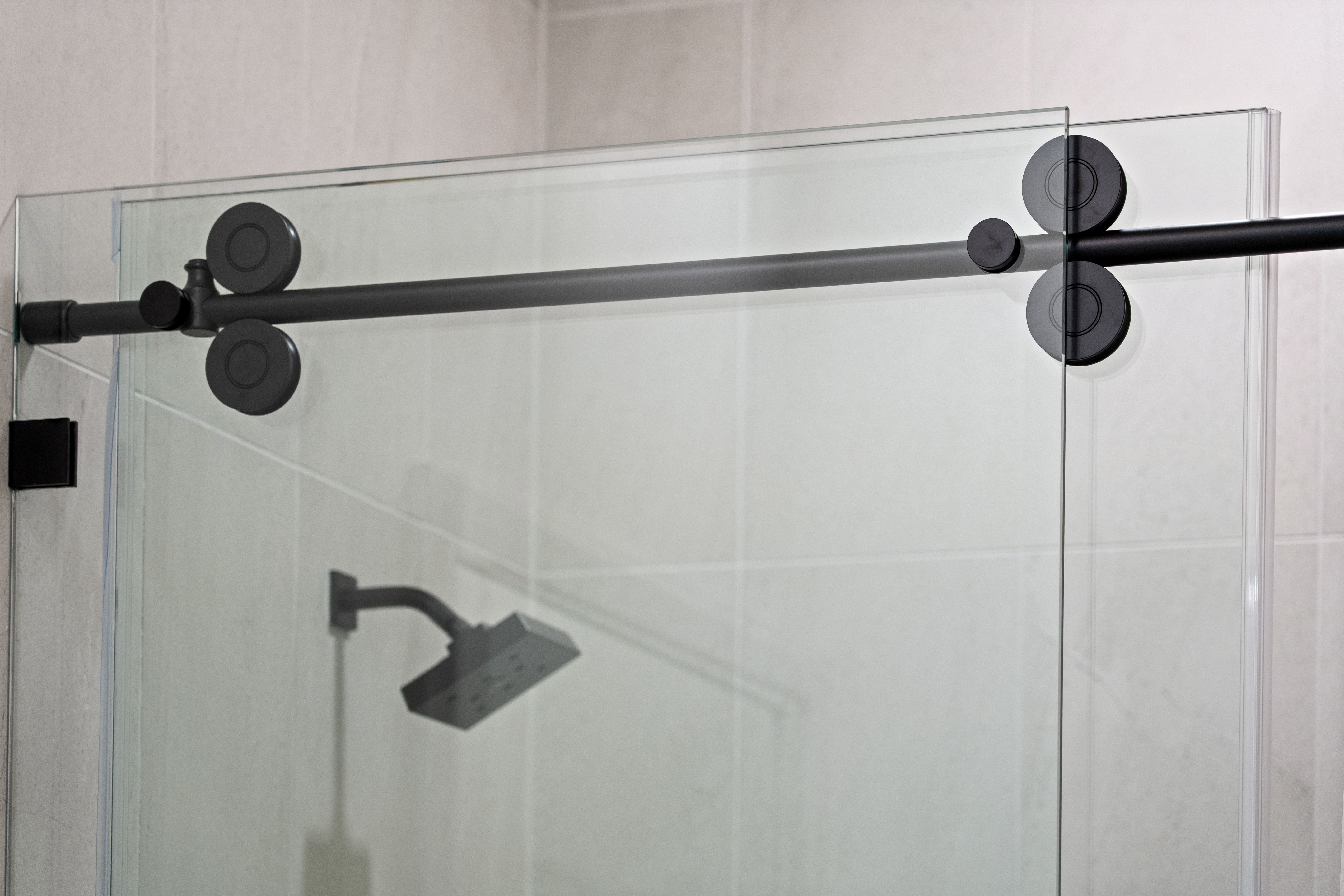 Bath Detail | 9235 Seaglass Ct