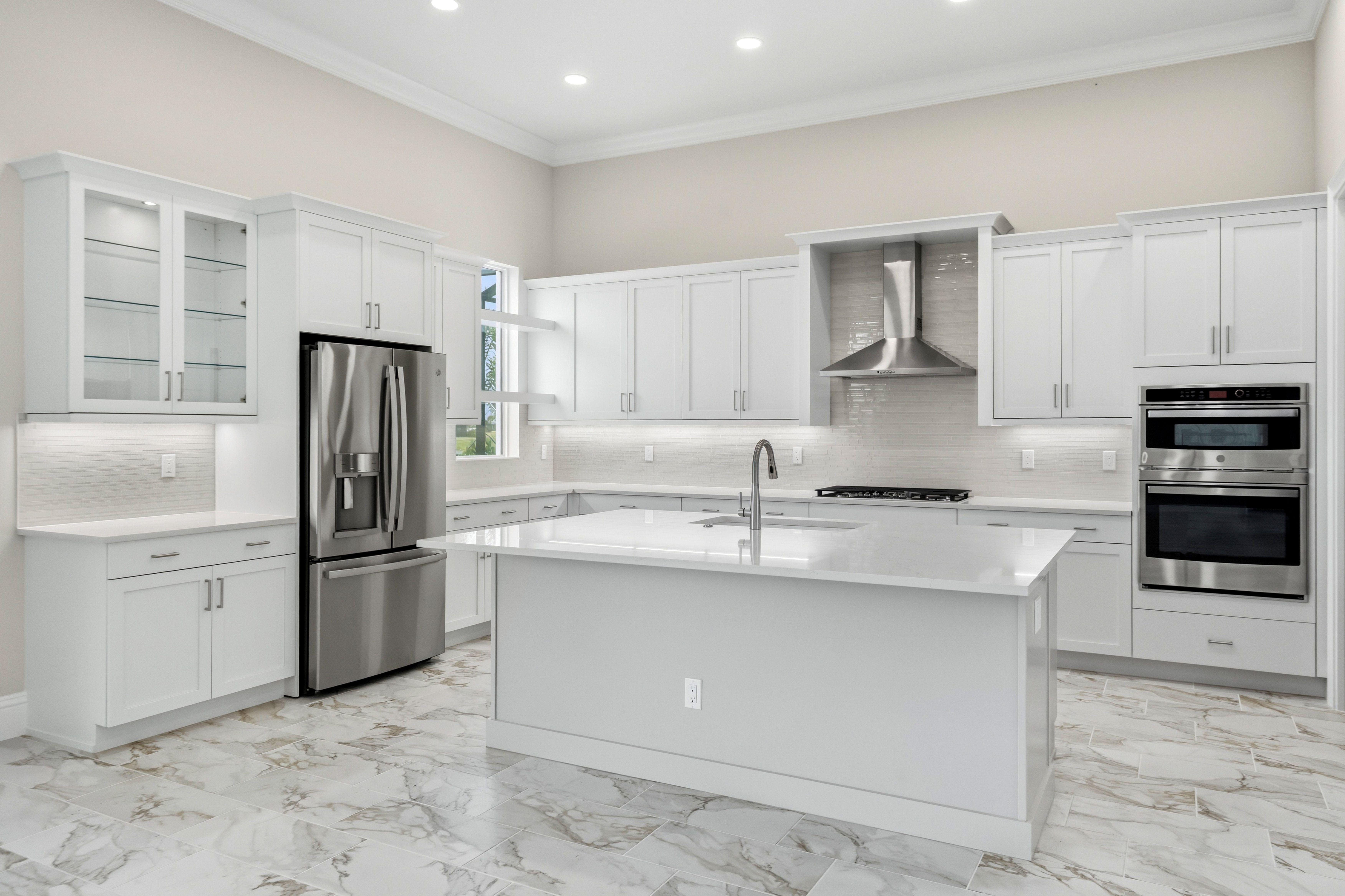 Kitchen | 14196 SW Pinnacle Ct