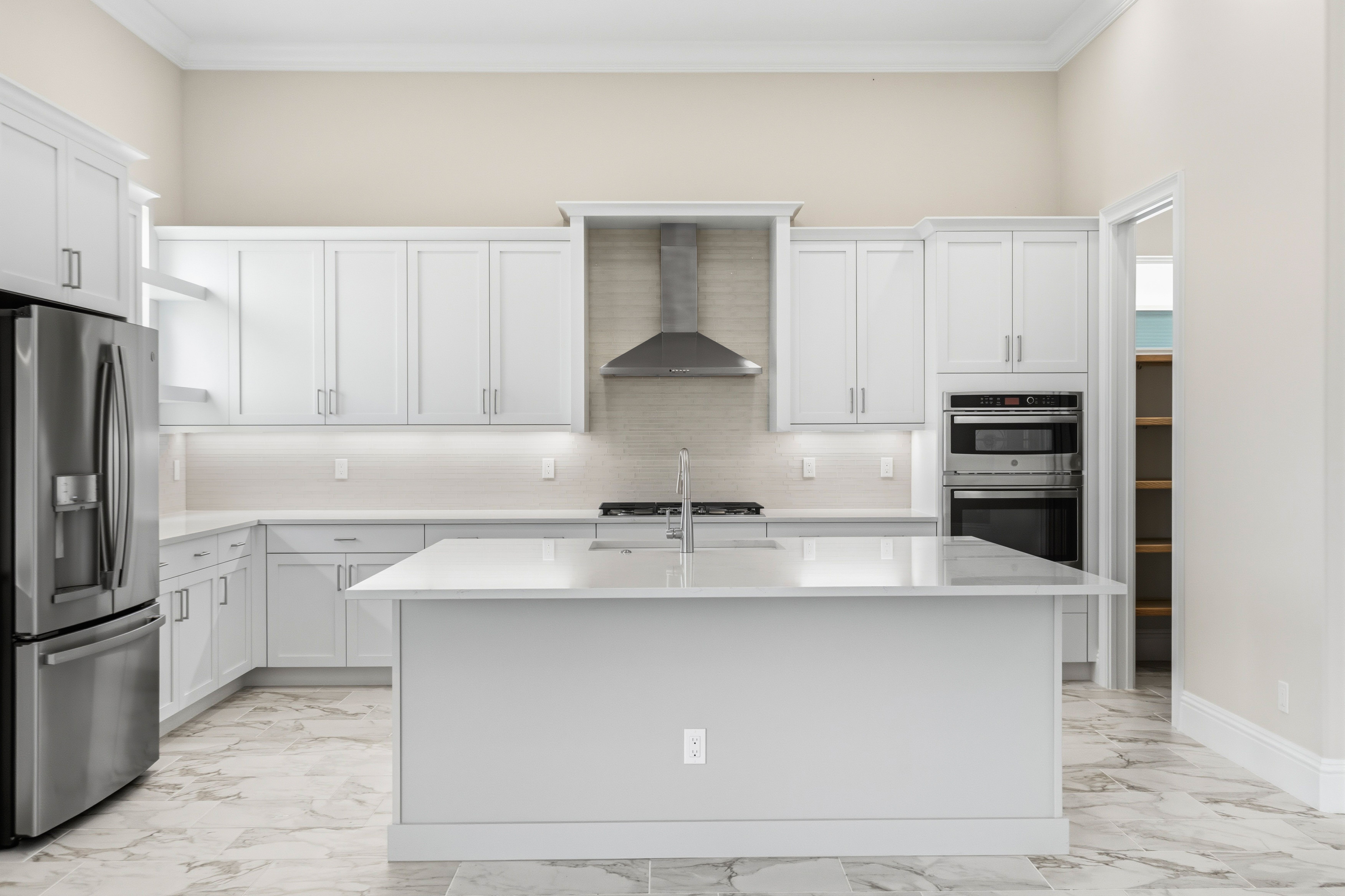 Kitchen | 14196 SW Pinnacle Ct