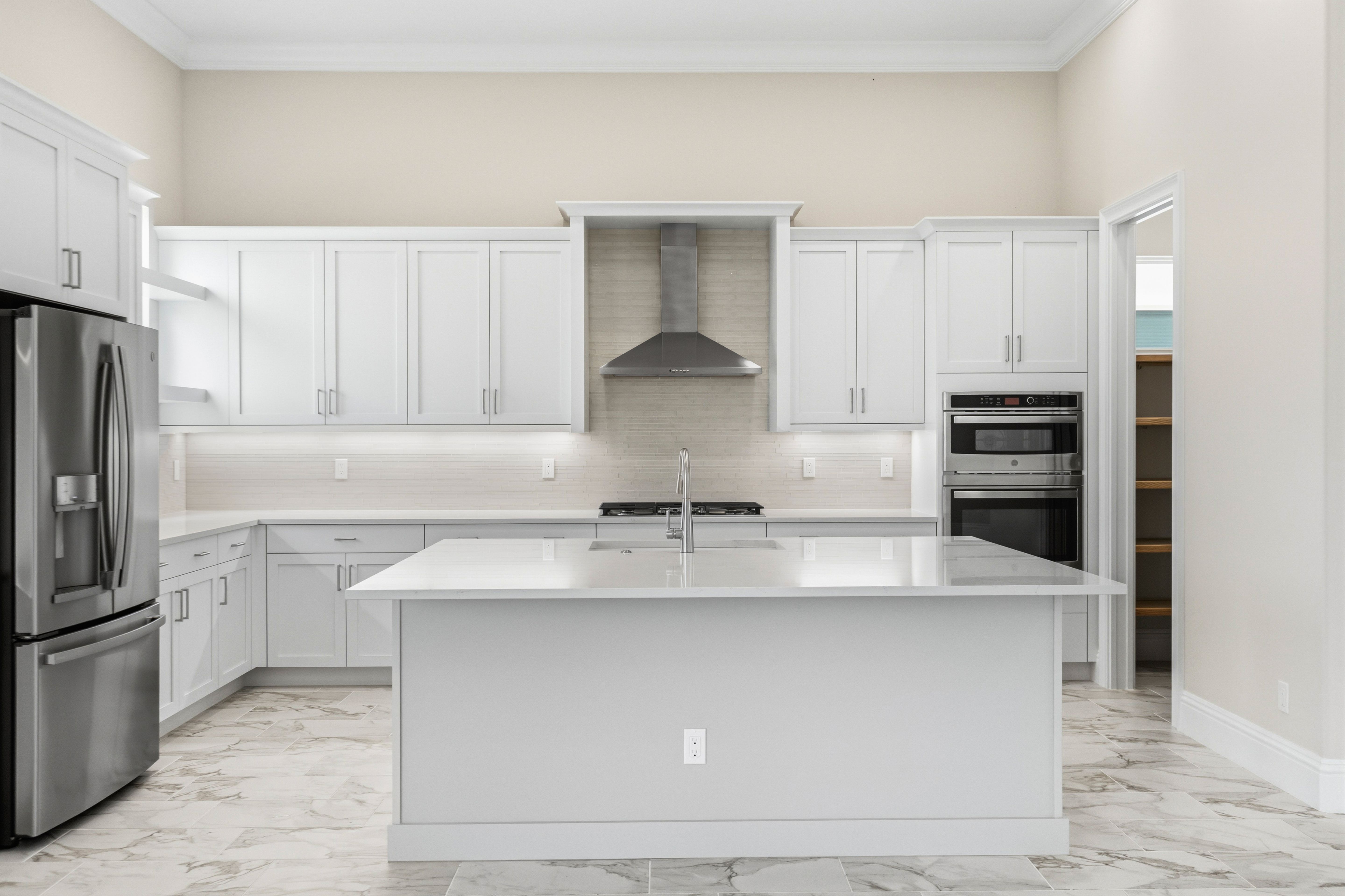 Kitchen | 14196 SW Pinnacle Ct