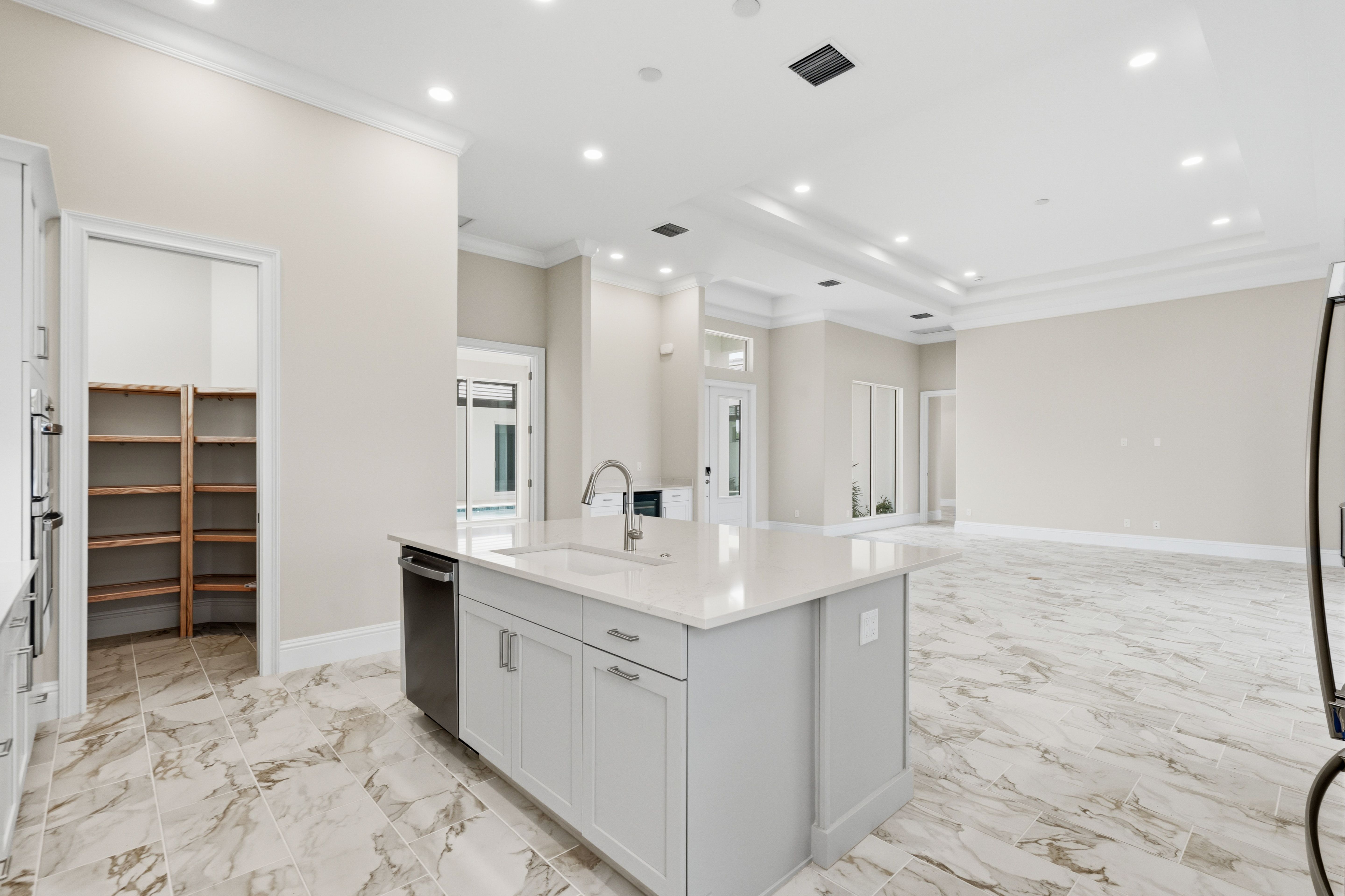 Kitchen to Great Room | 14196 SW Pinnacle Ct