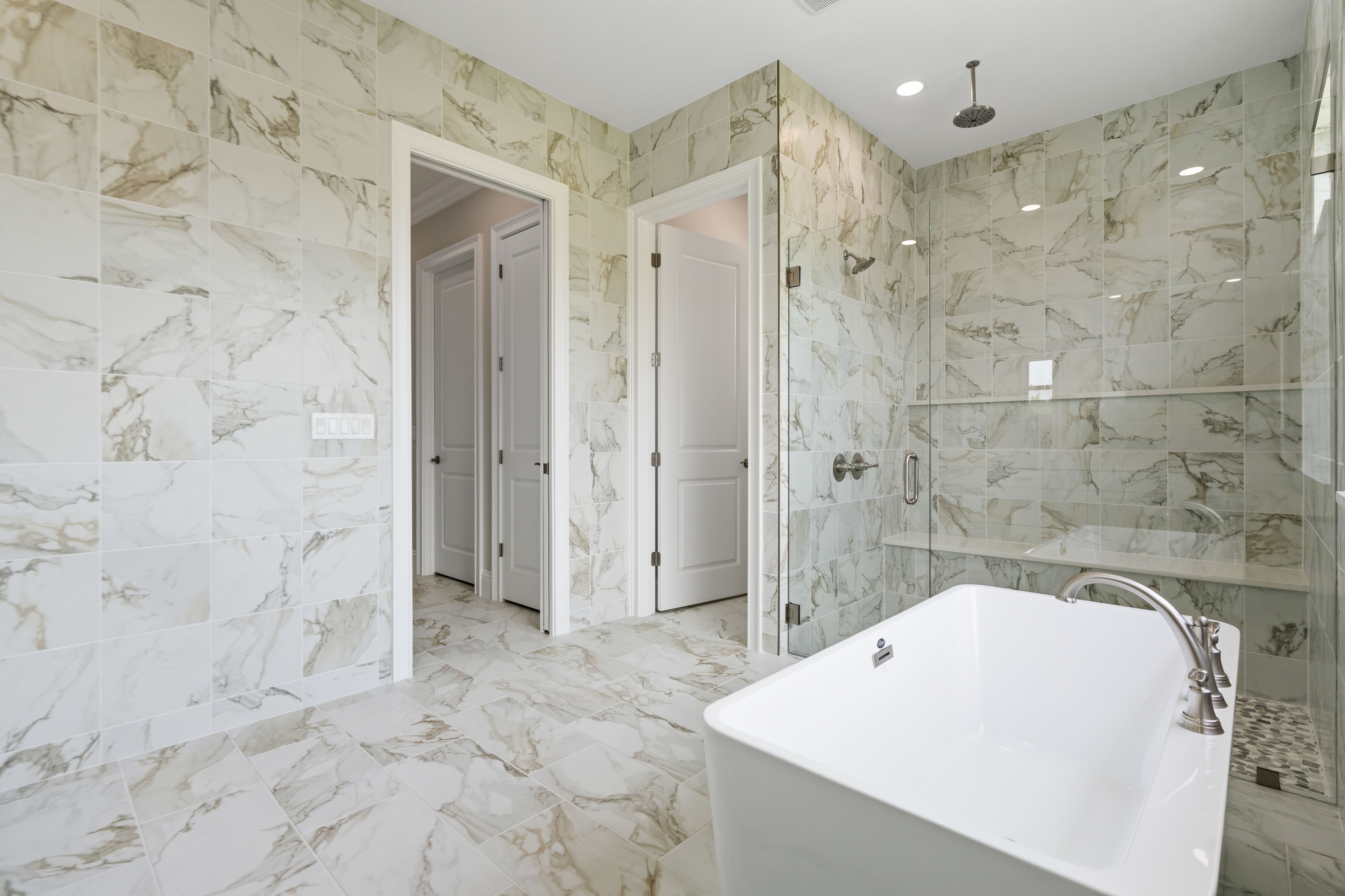 Master Bath | 14196 SW Pinnacle Ct