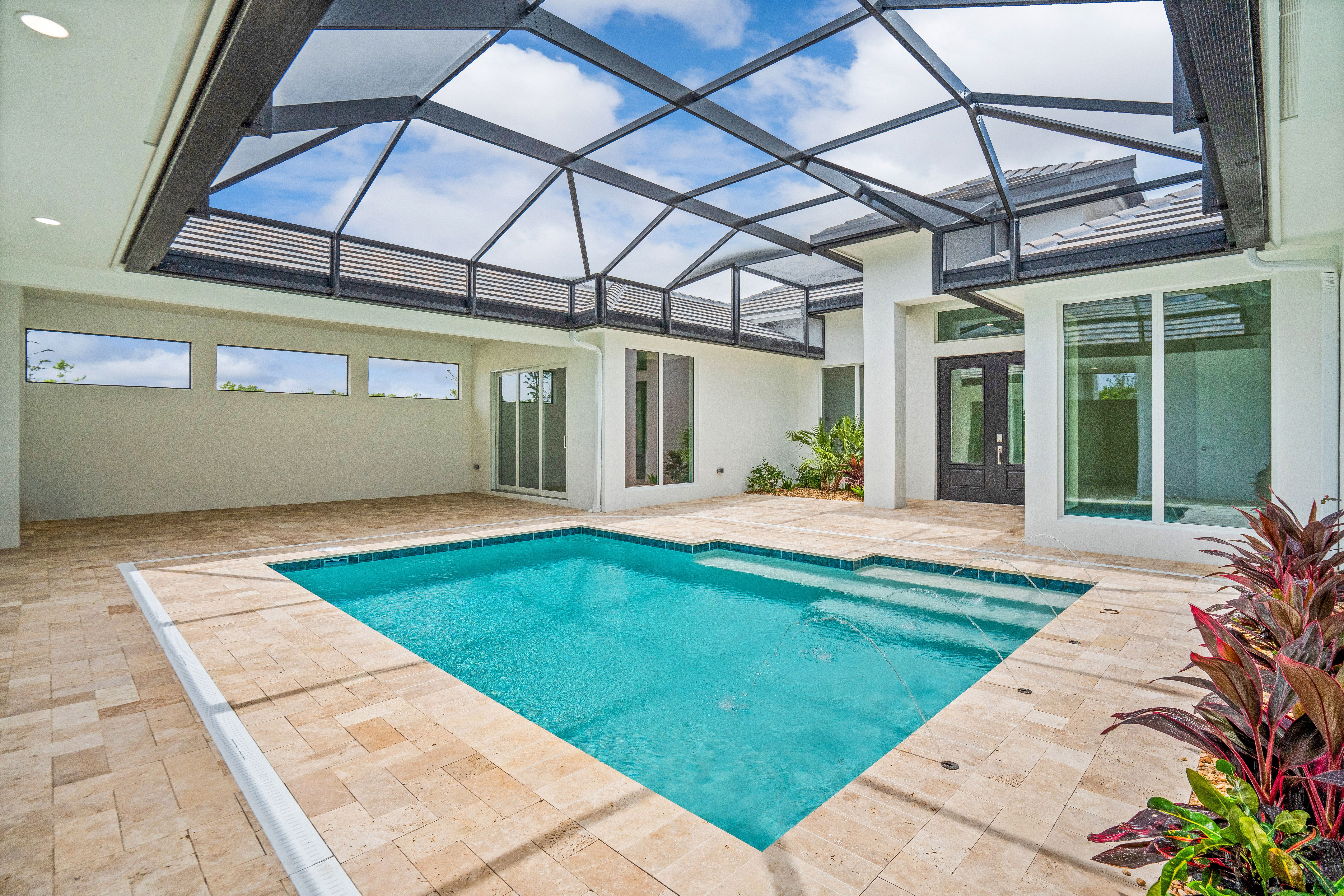 Screened Pool Courtyard | 14196 SW Pinnacle Ct