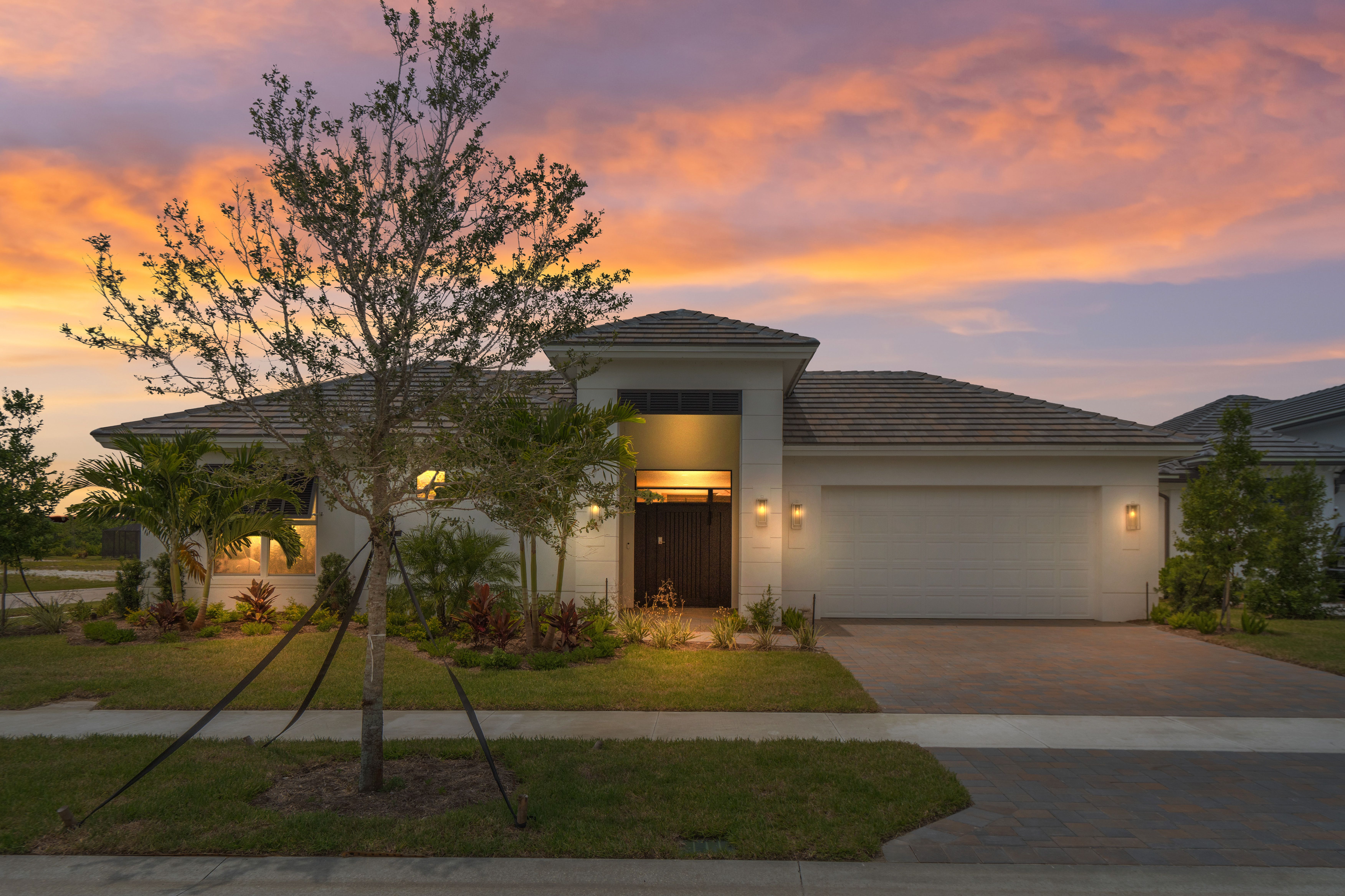 Front Elevation | 14196 SW Pinnacle Ct