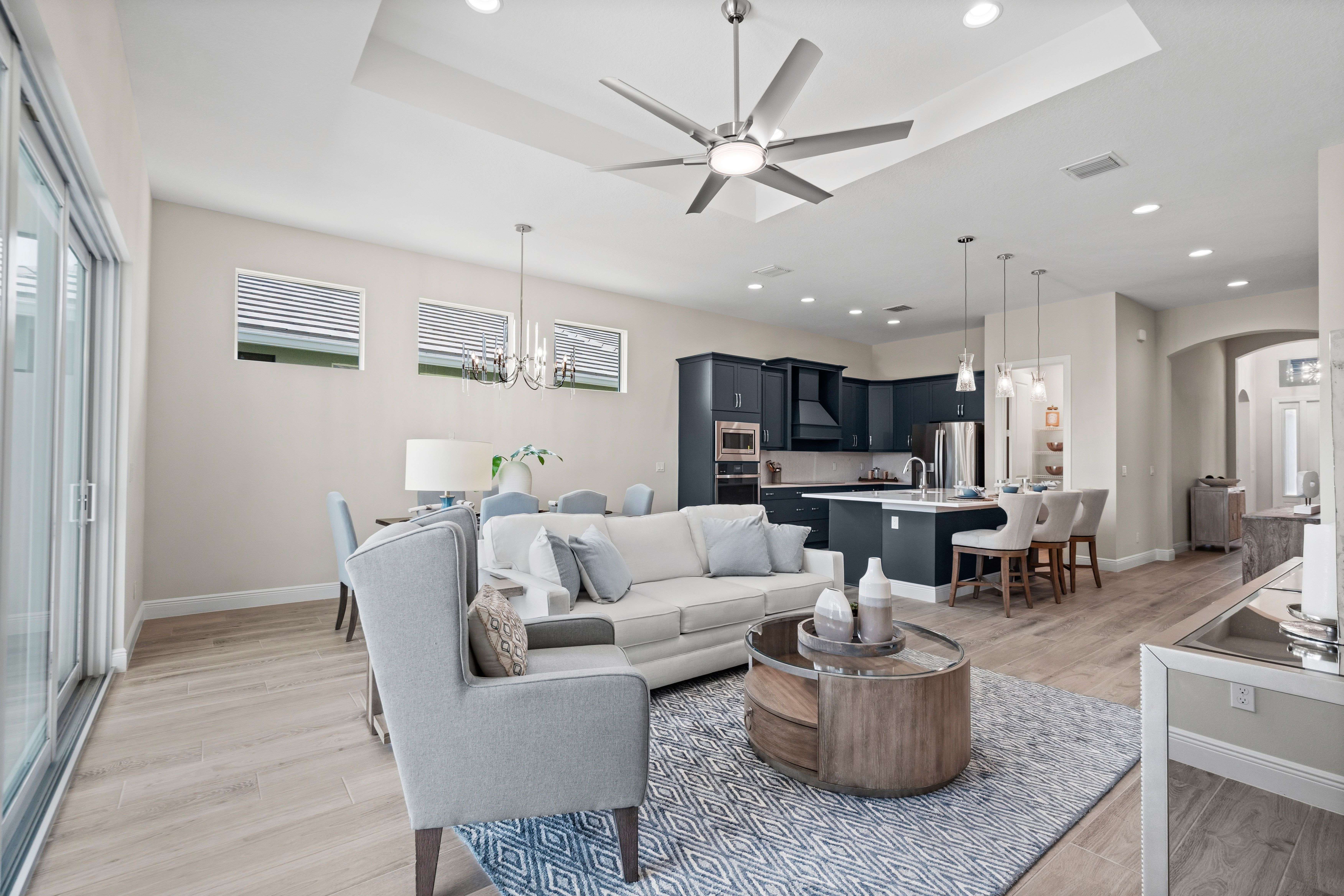 Great Room to Kitchen | 12501 SW Sunset Lake Terrace