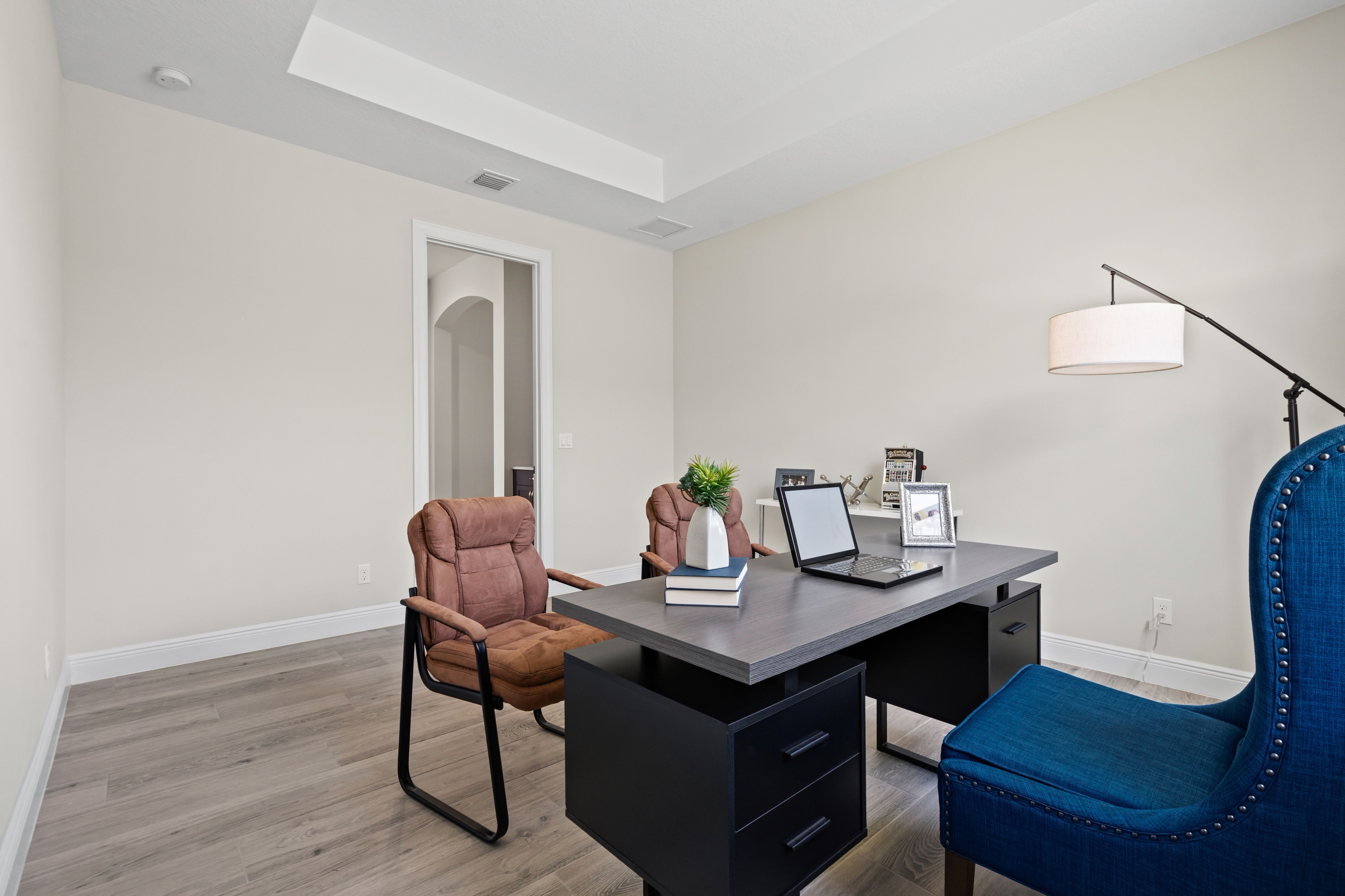 Den | 12501 SW Sunset Lake Terrace