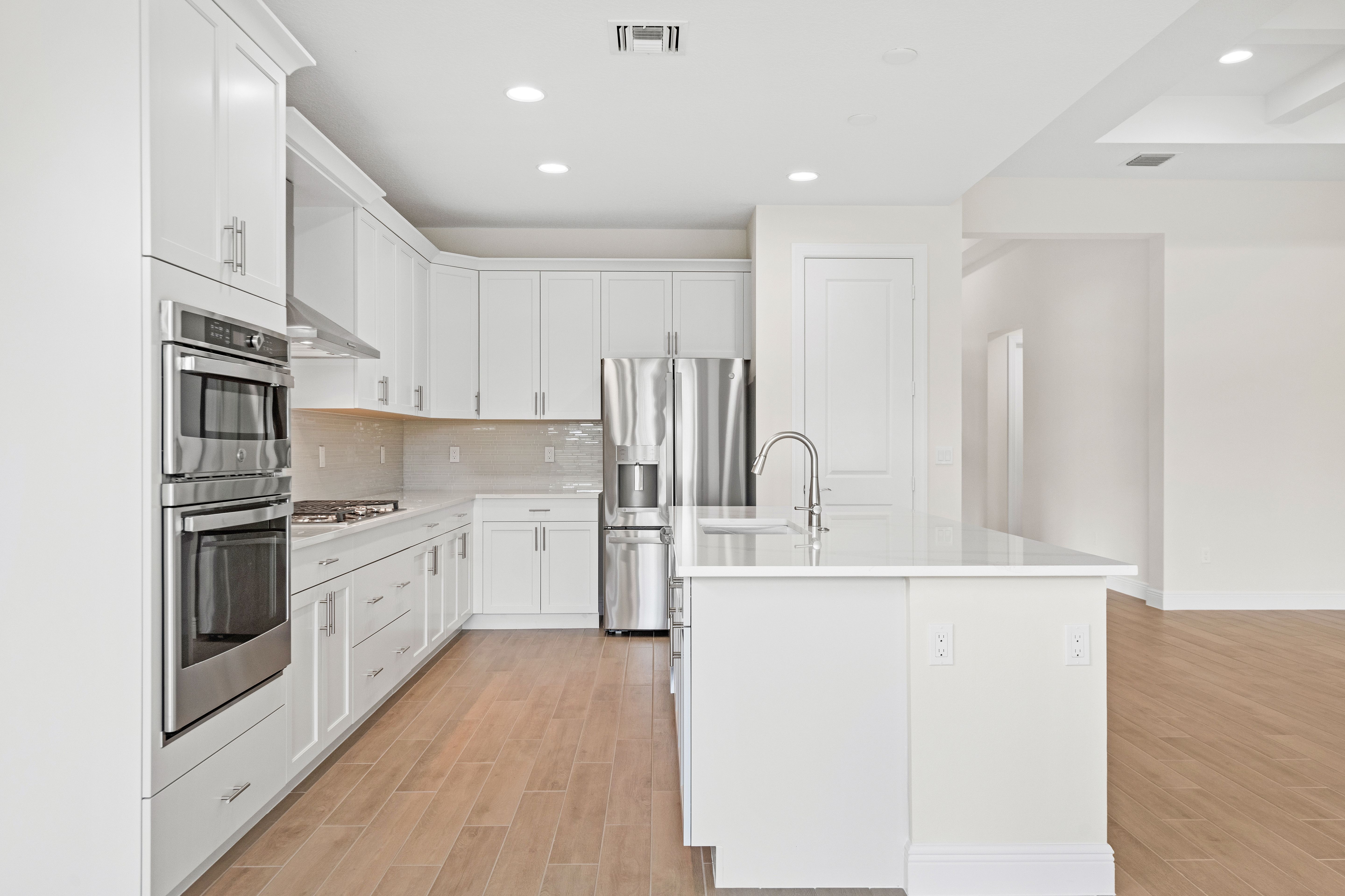 Kitchen | 4018 Tower Pointe Way