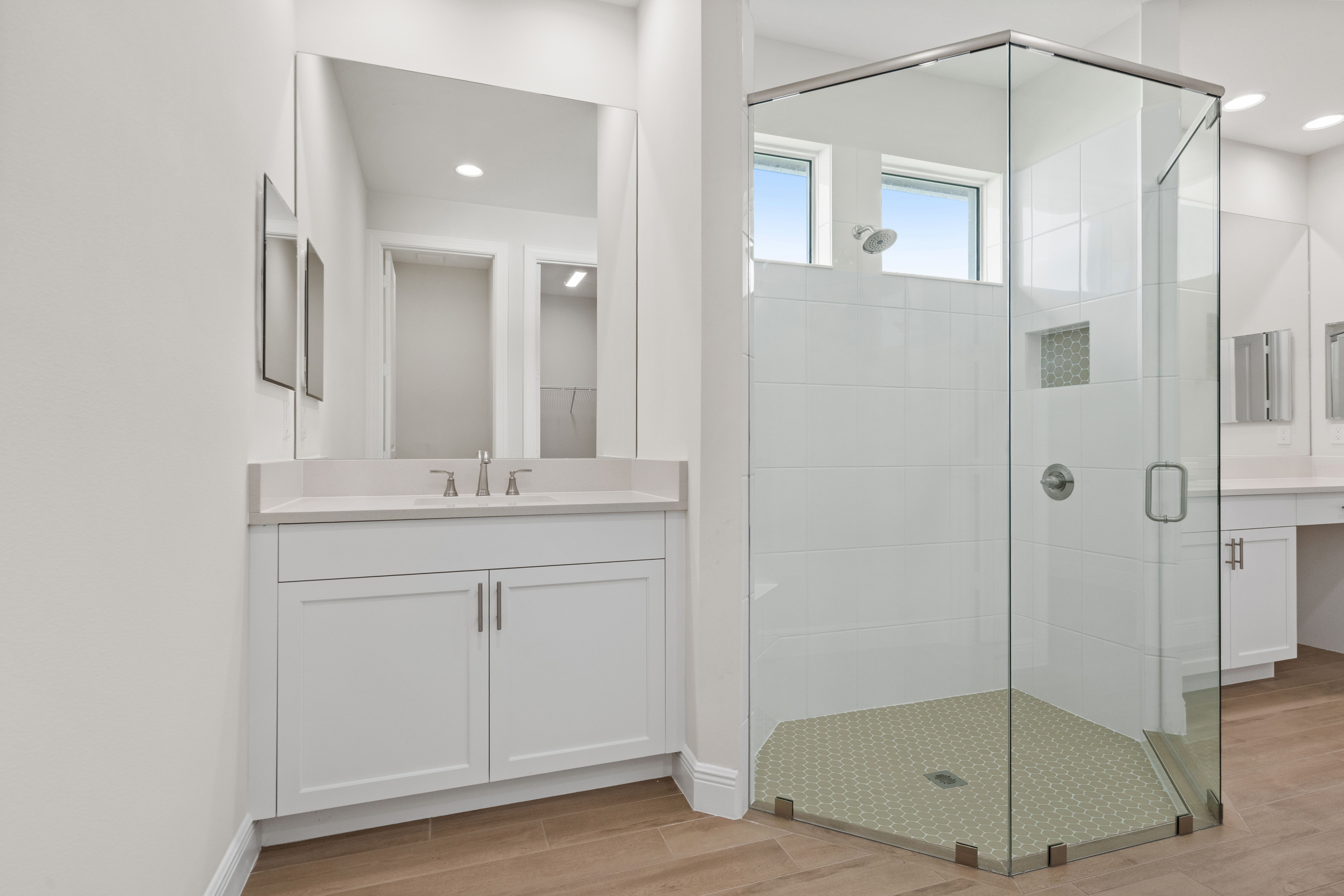 Master Bath | 4018 Tower Pointe Way
