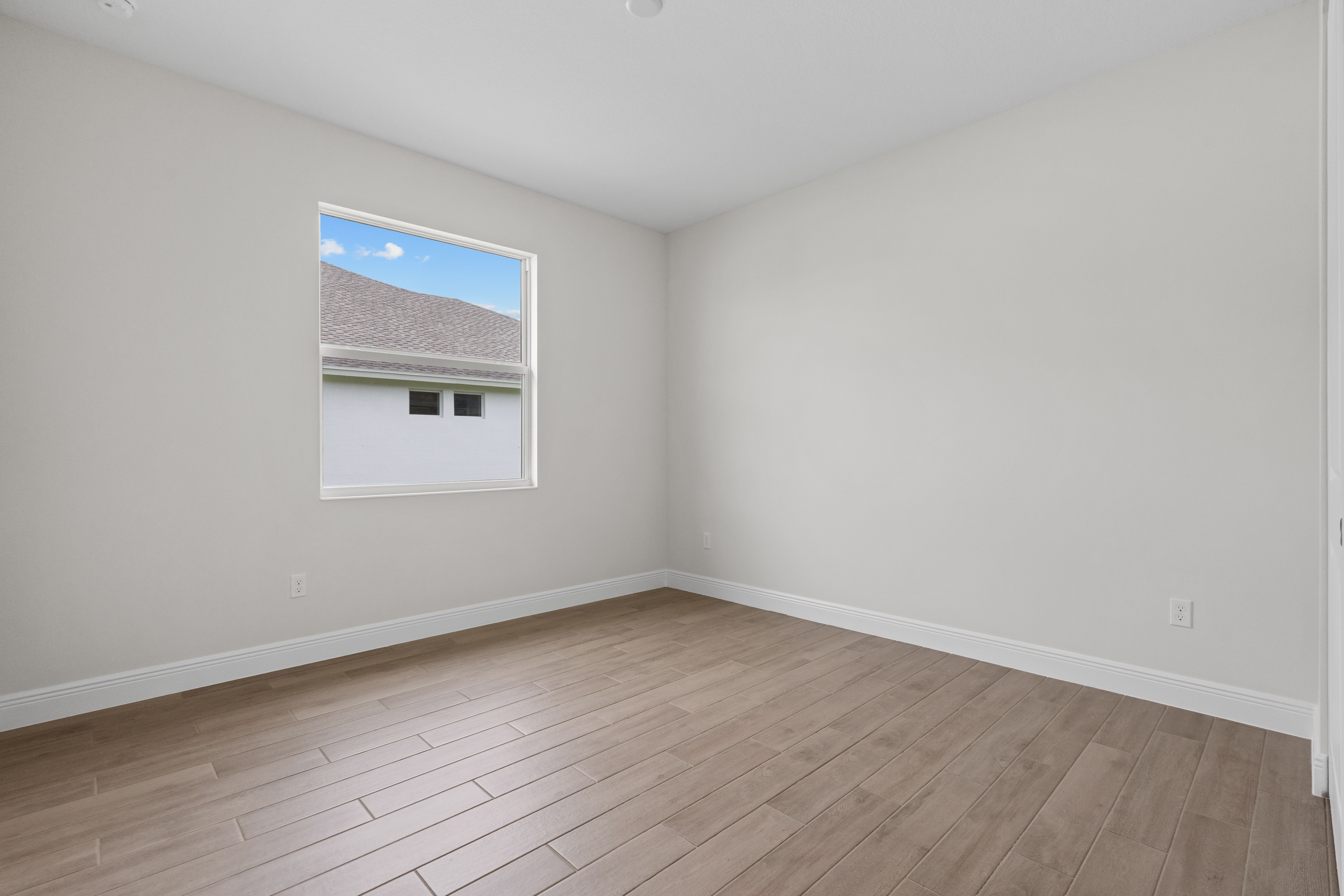 Bed 2 | 4018 Tower Pointe Way