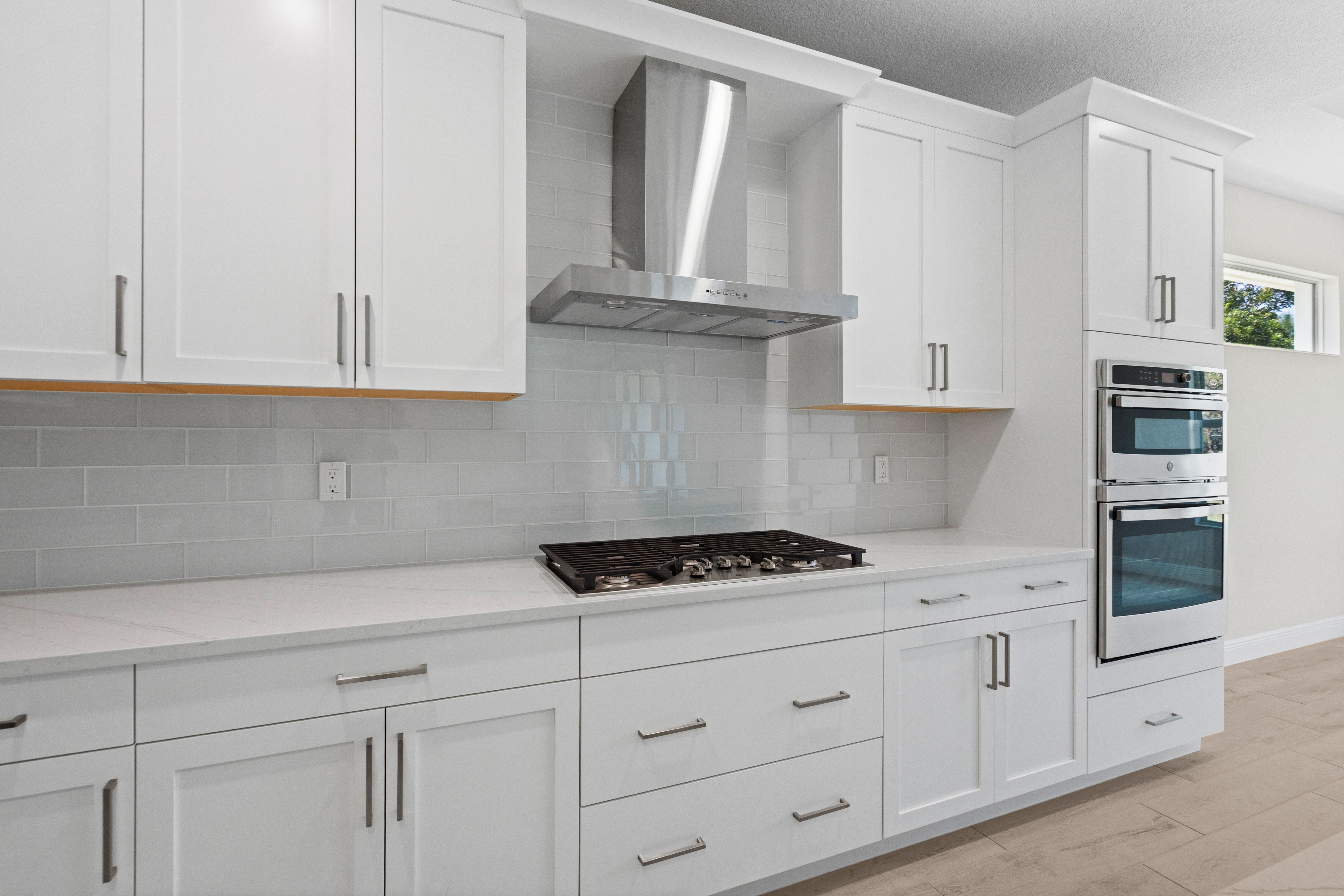 Kitchen | 4090 Tower Pointe Way