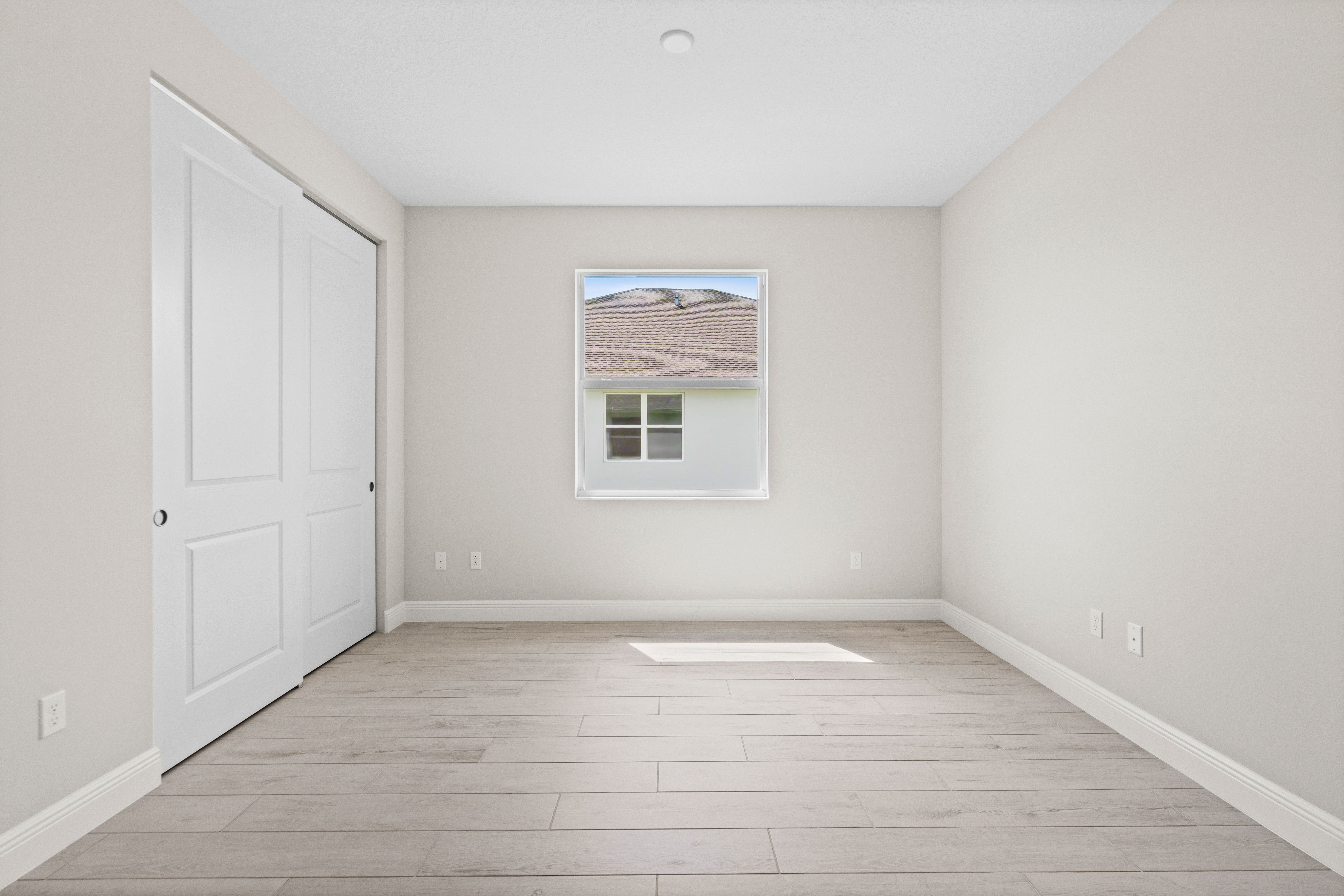 Den | 4090 Tower Pointe Way