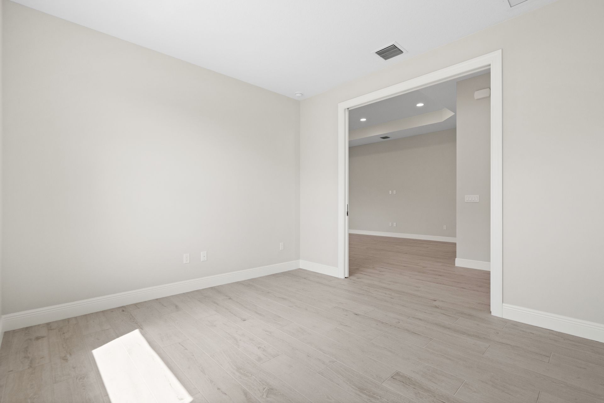 Den | 4090 Tower Pointe Way