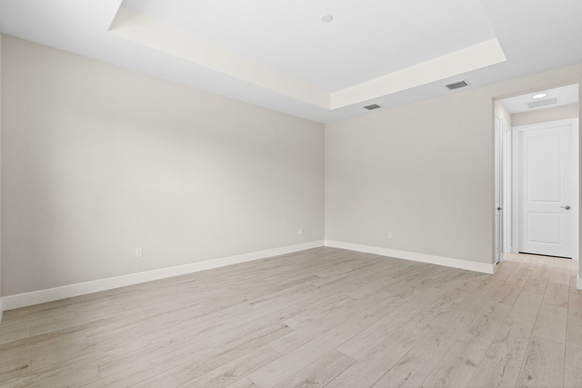 Master Suite | 4090 Tower Pointe Way