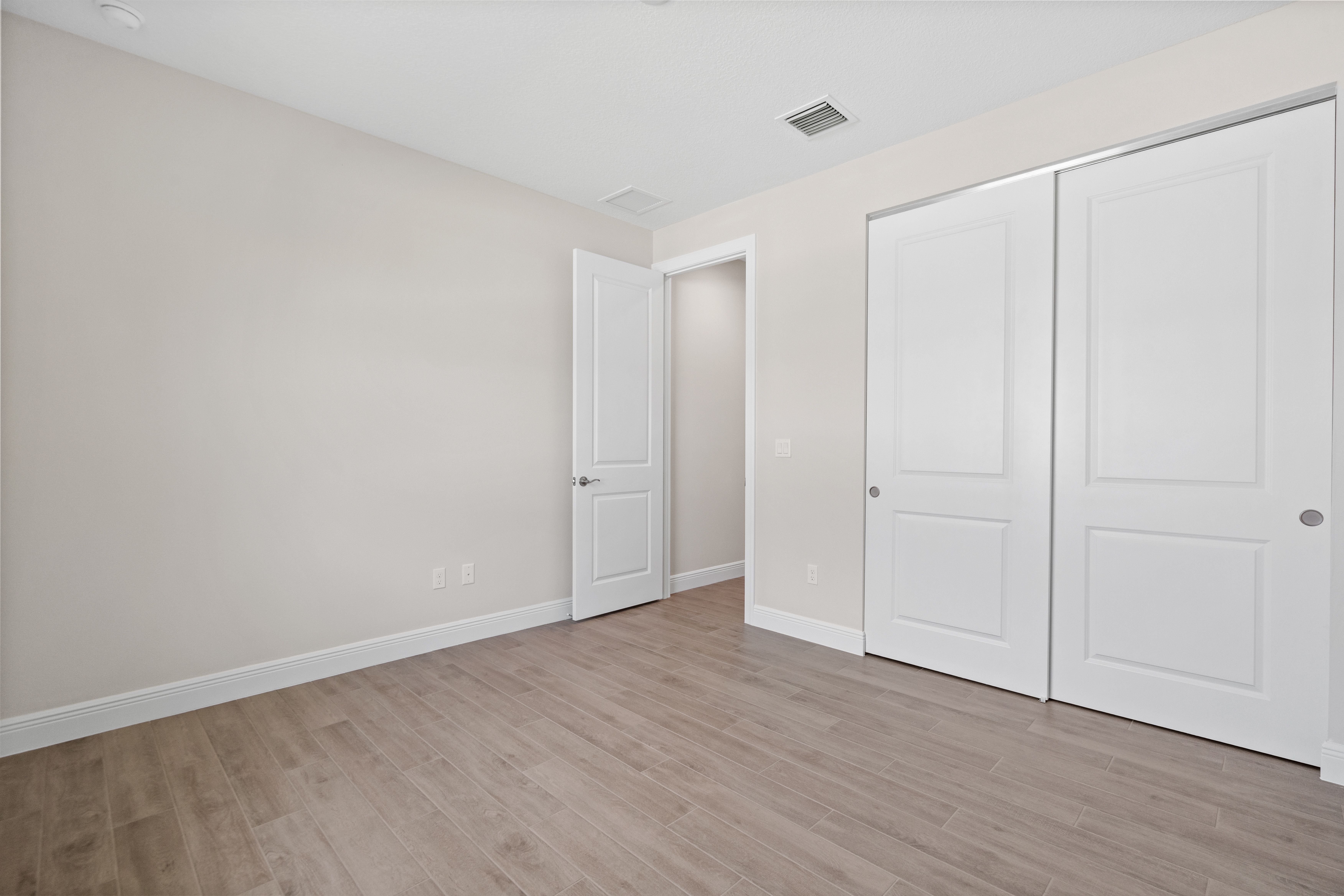Bed 2 | 4066 Tower Pointe Way