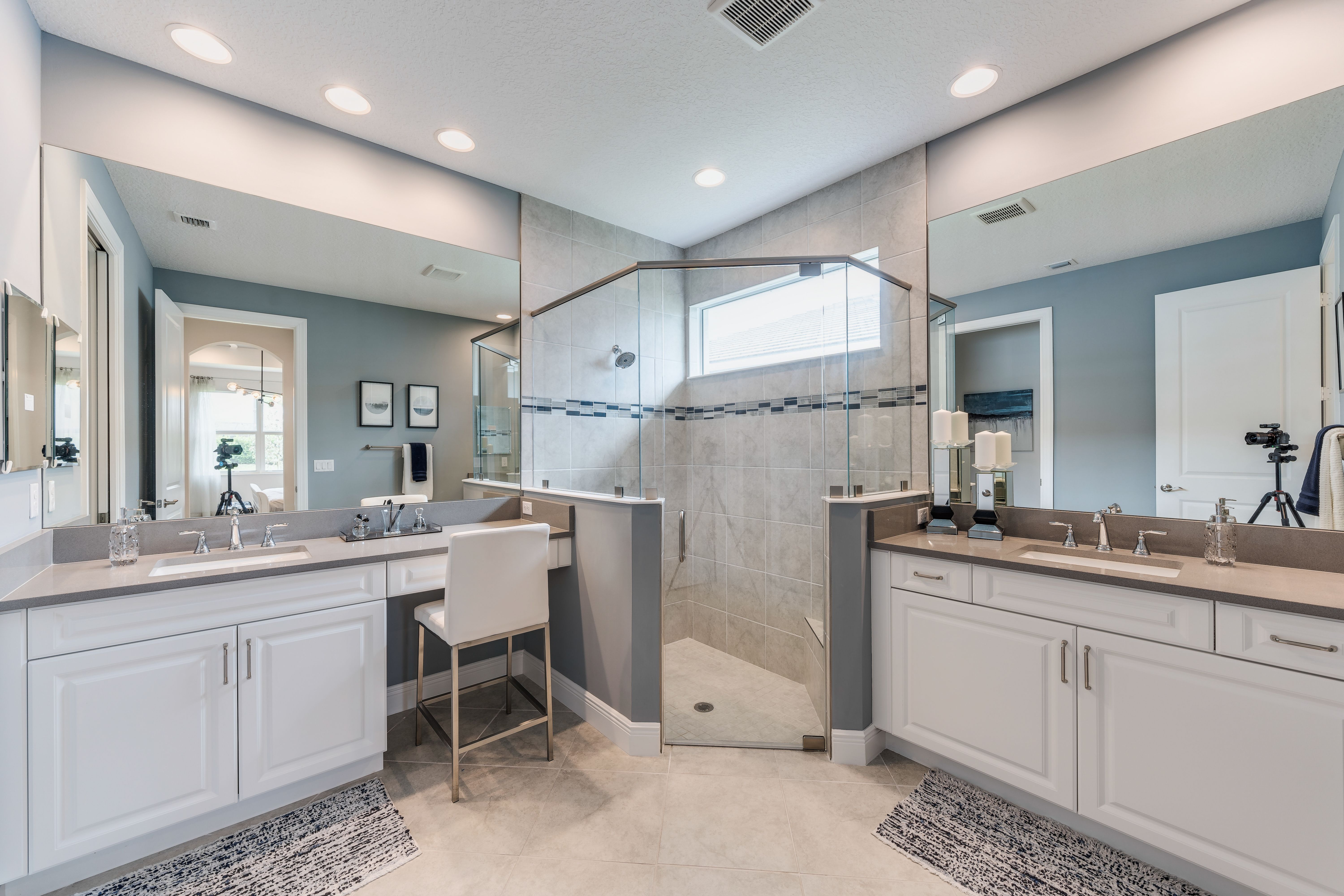 Master Bath | Palomar Model Move-in Ready