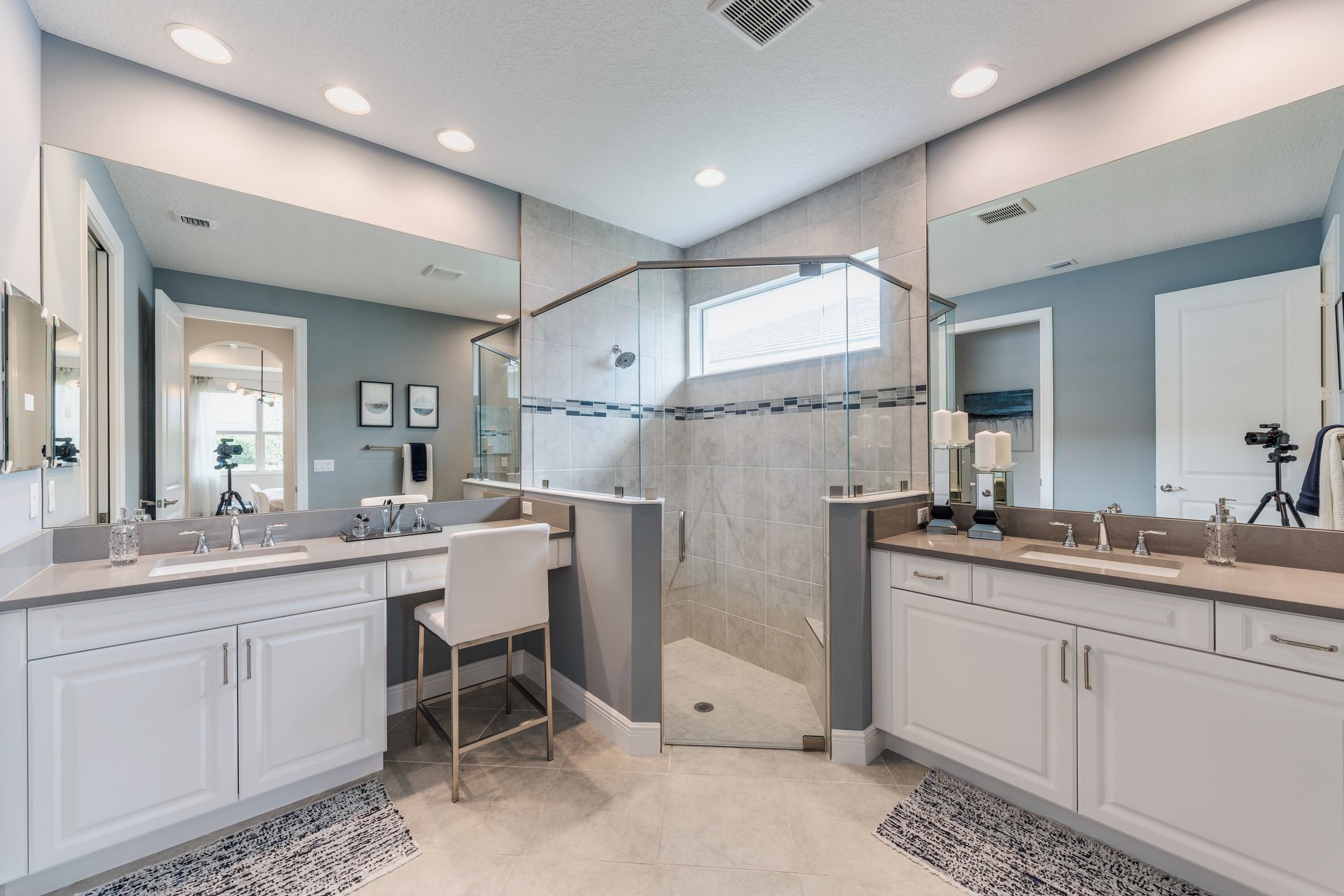 Master Bath | Palomar Model Move-in Ready