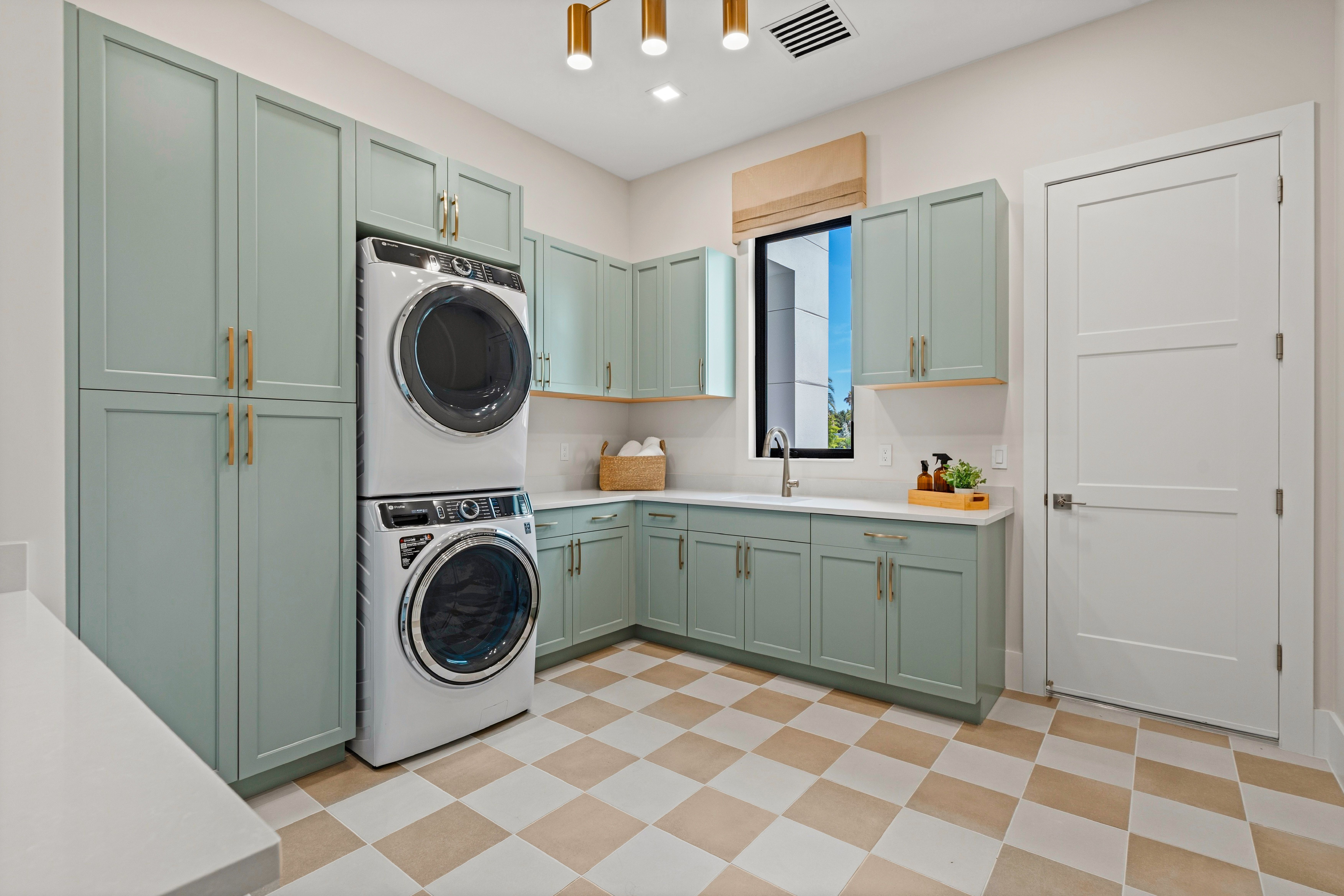 Laundry Room | Bridgewater