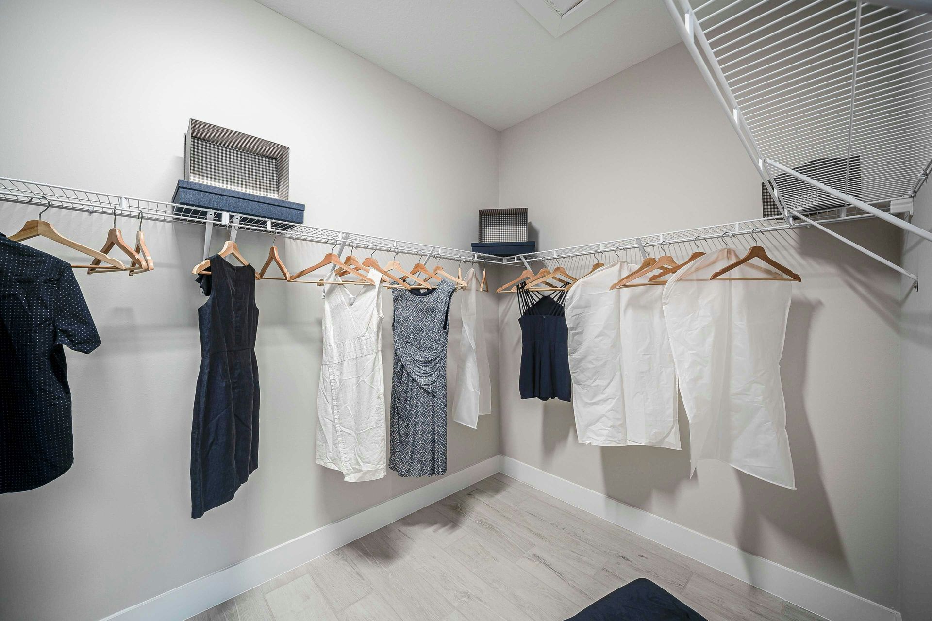 Master Suite Walk-in Closet | Beacon Model