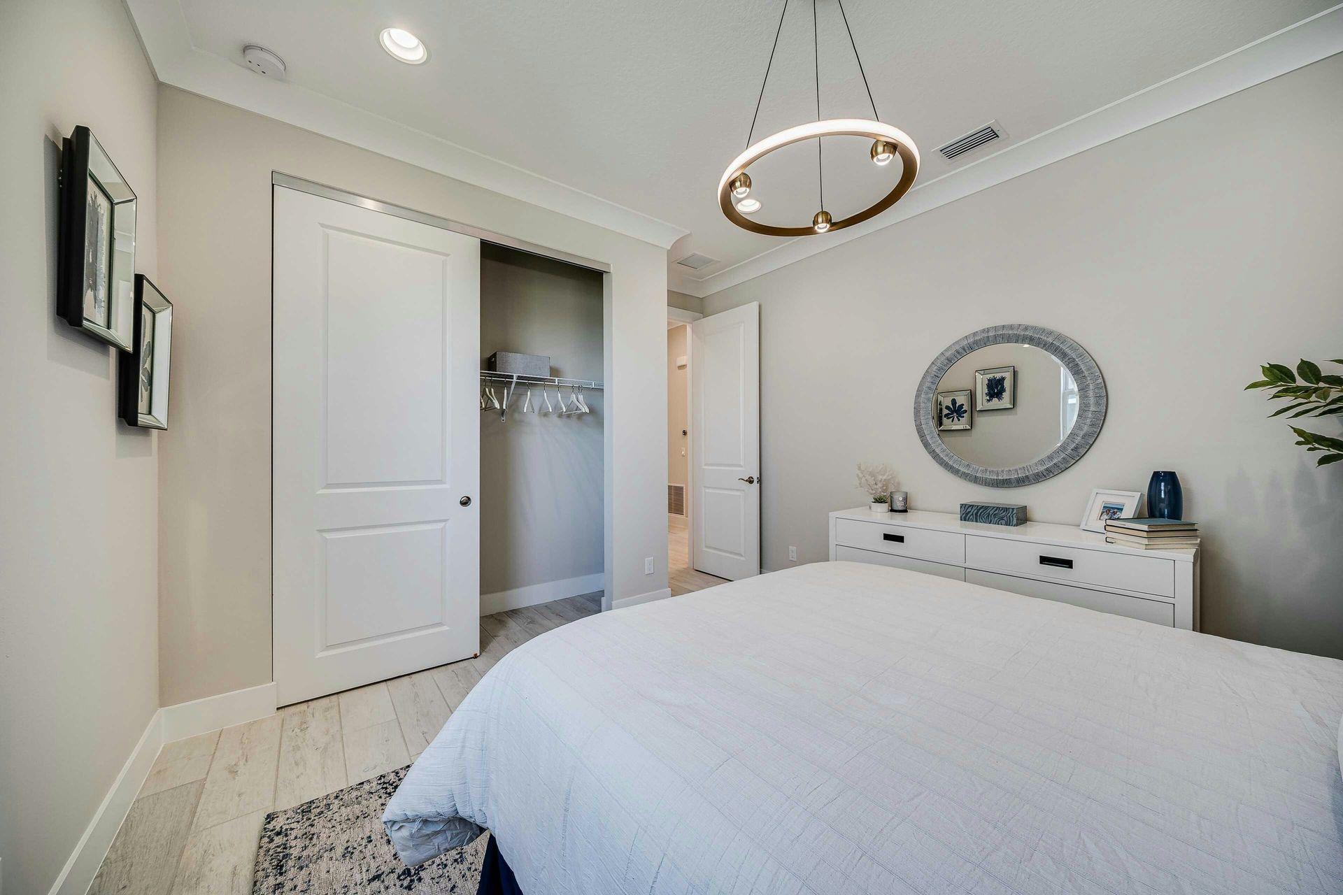 Bed 2 | Beacon Model