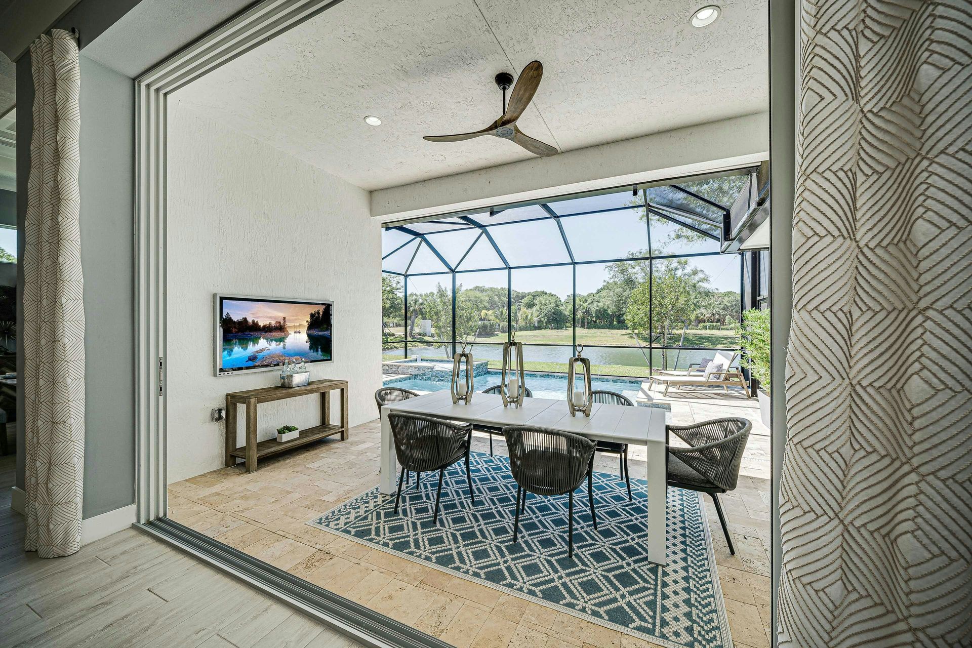 Lanai | Magnolia 21