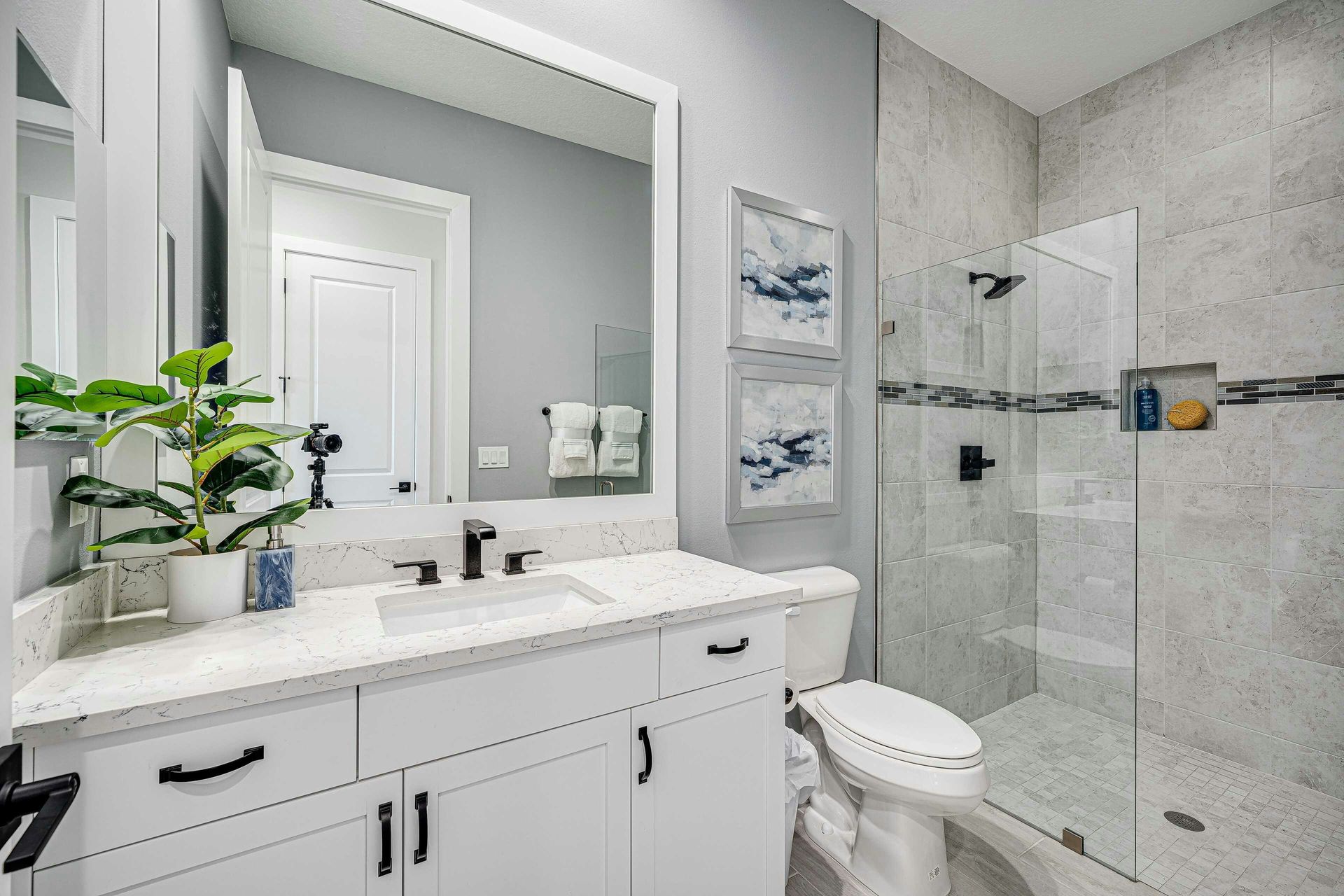 Bath 2 | Magnolia 21