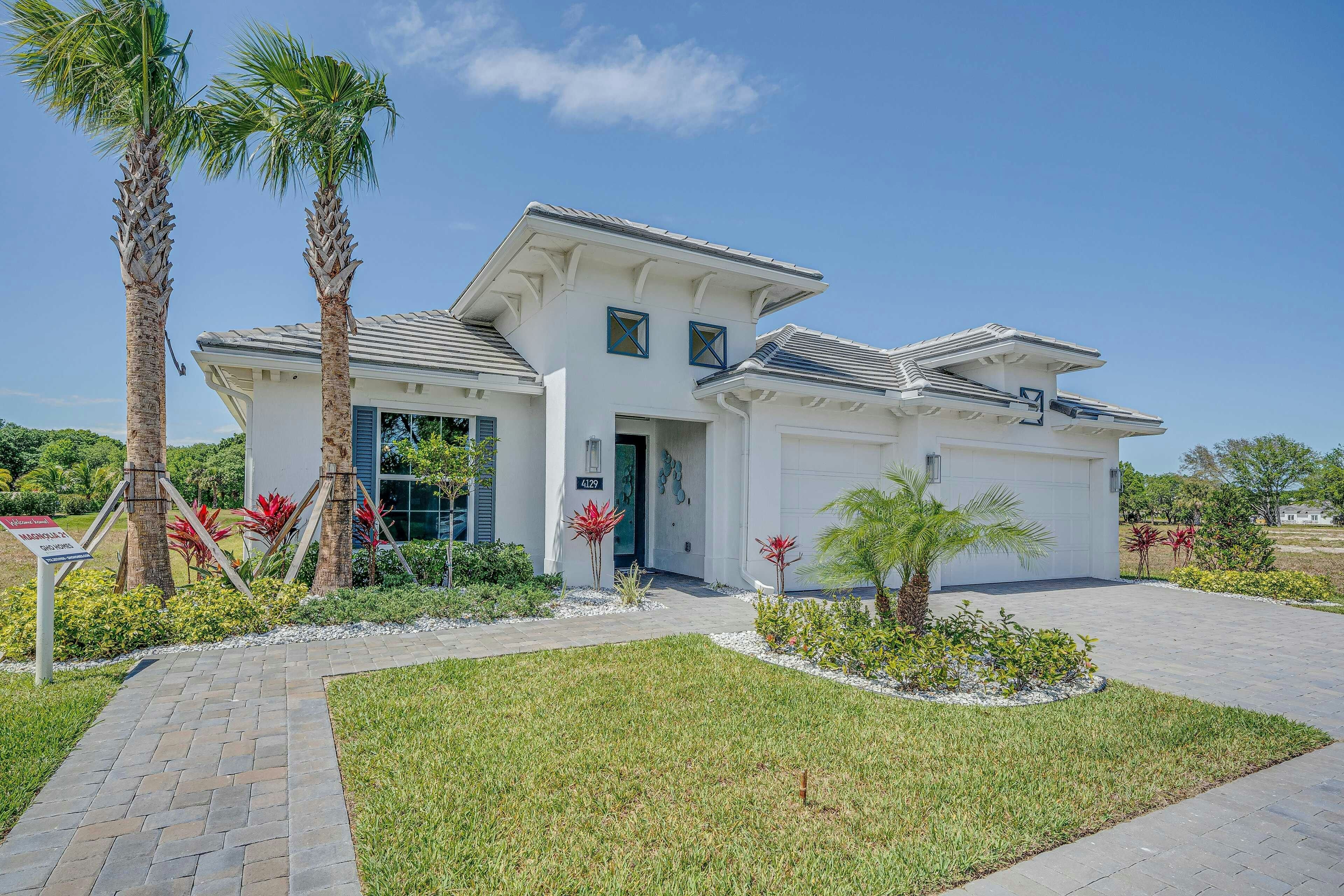 Front Elevation | Magnolia 21