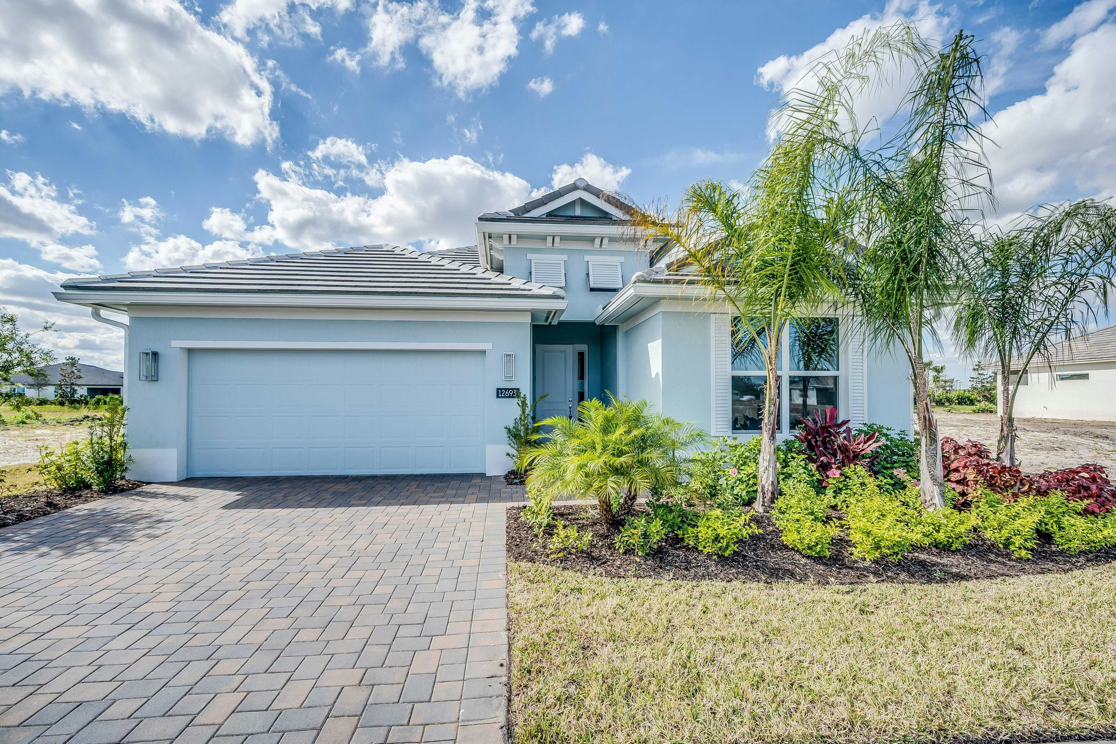 Front Elevation | Palomar Model