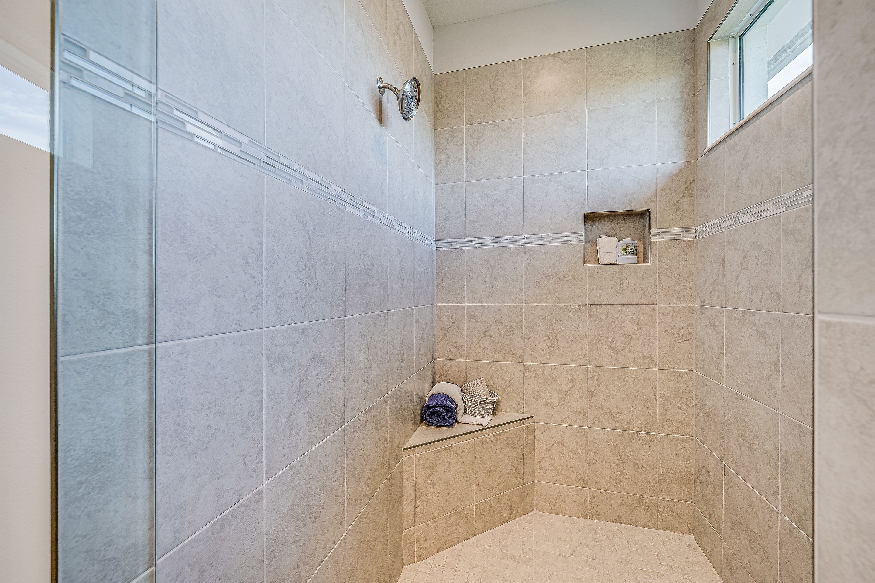Master Bath | Cordella Jem