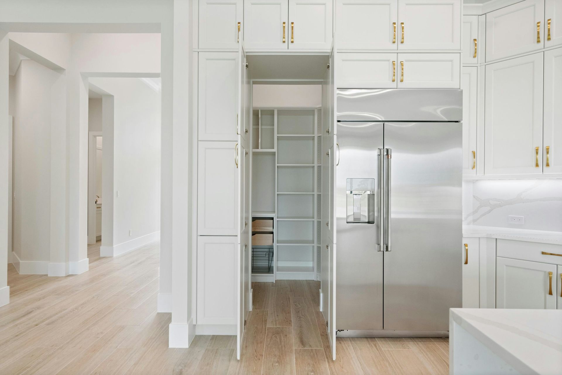 Kitchen | 109 SE Via Verona