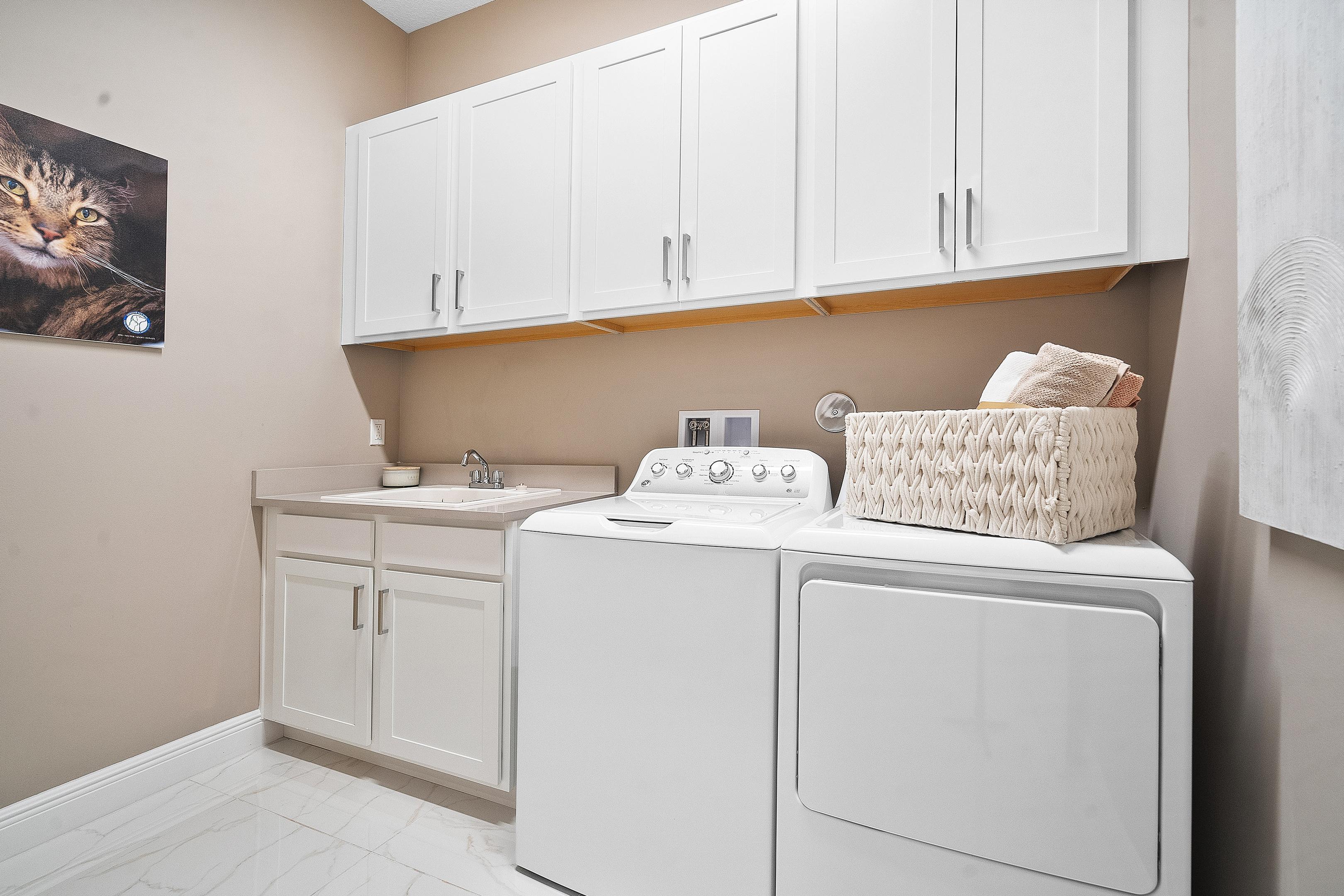 Laundry Room | Iris Grande