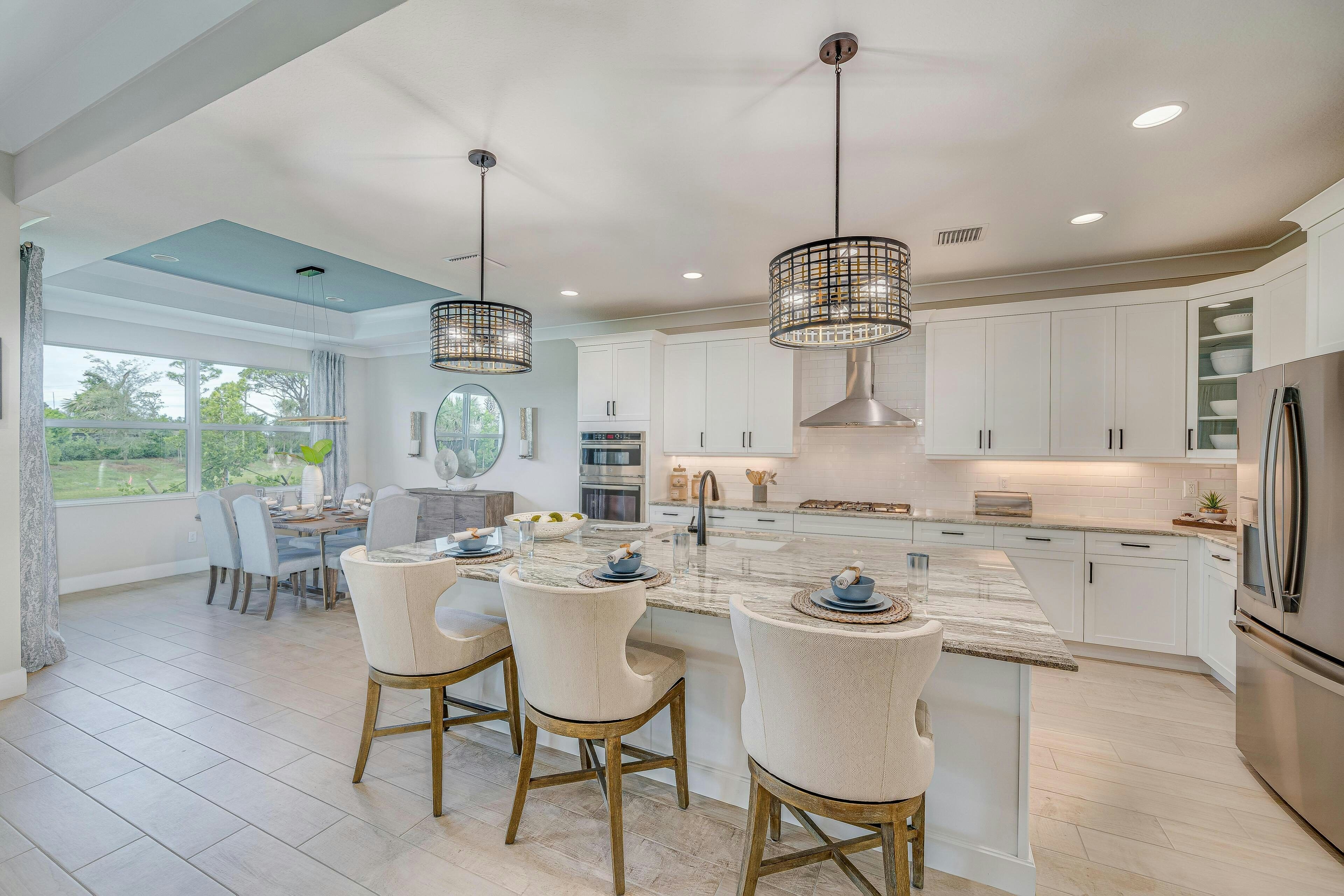 Kitchen & Dining | Aurora 25