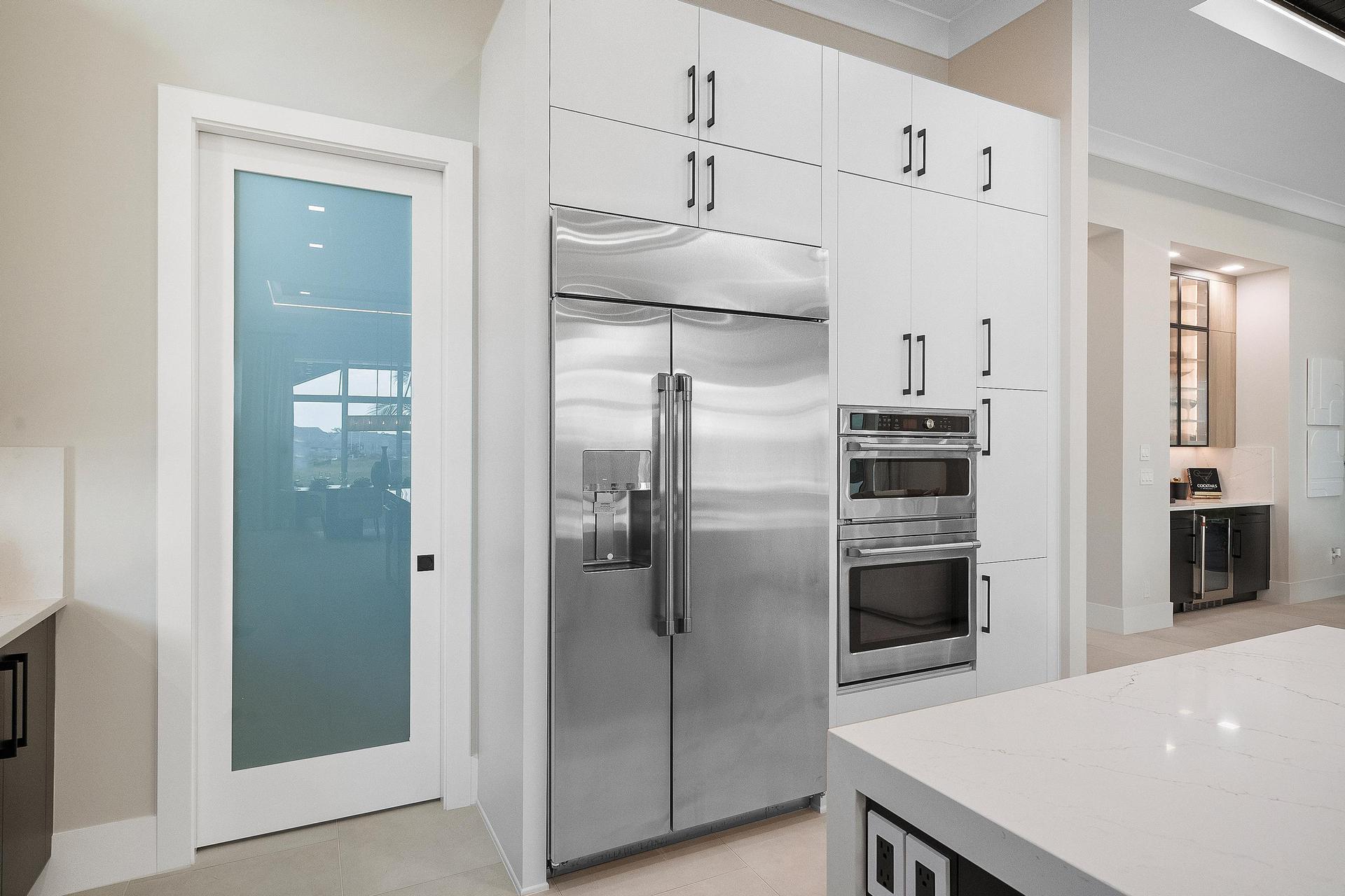 Kitchen Appliance Details | Riviera Model