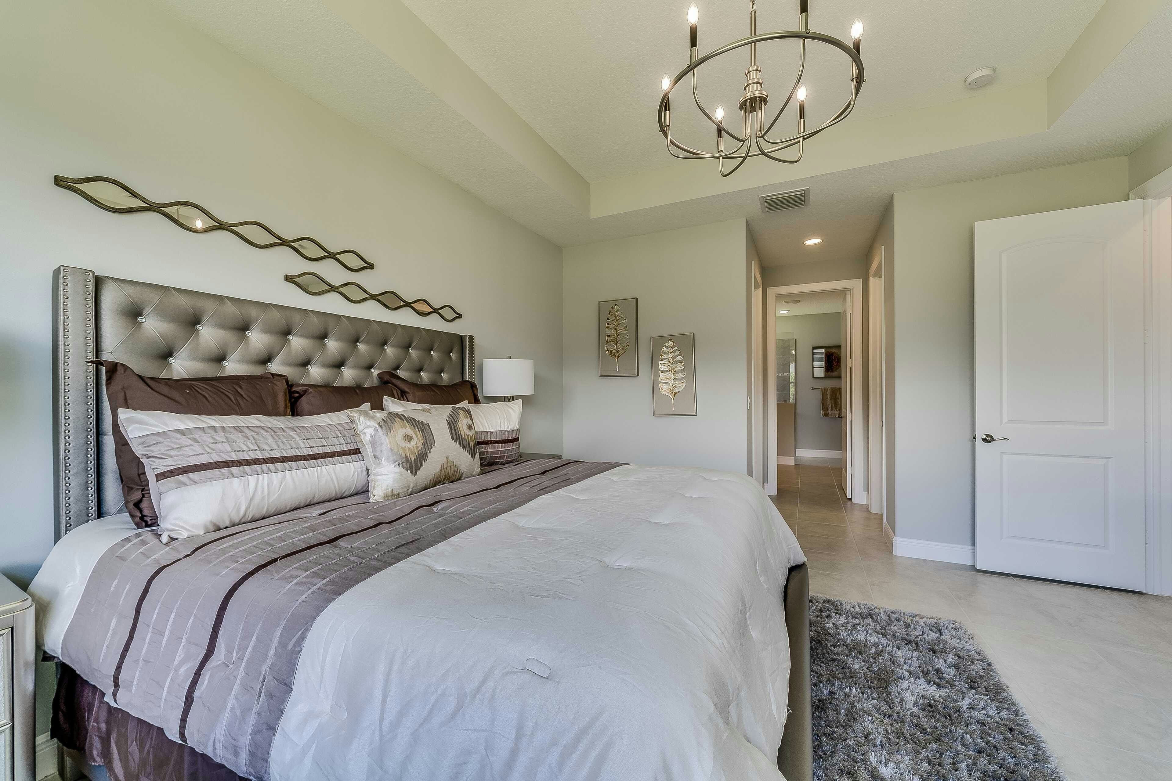 Master Bedroom | Aurora 25