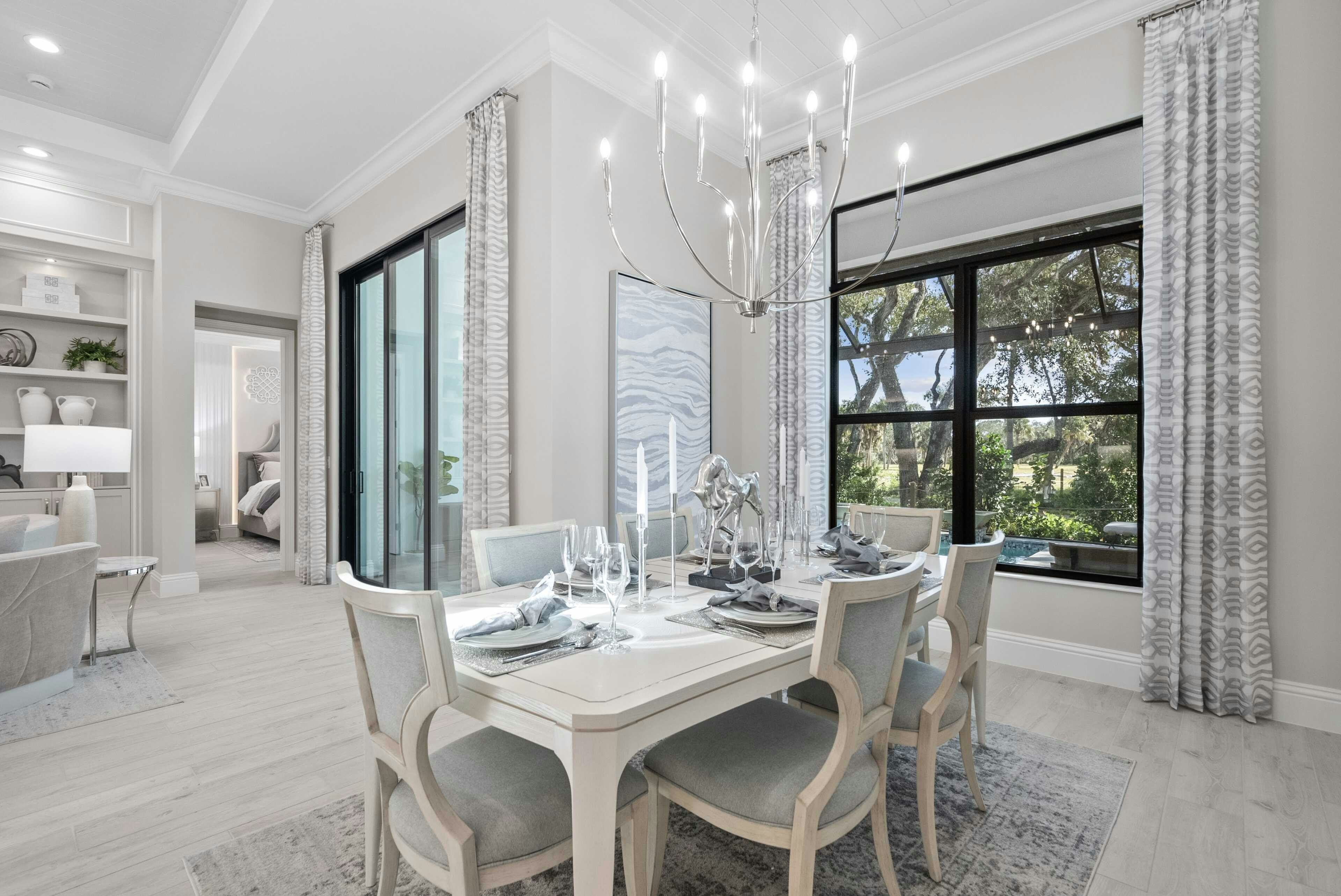 Dining | Seabreeze Grande