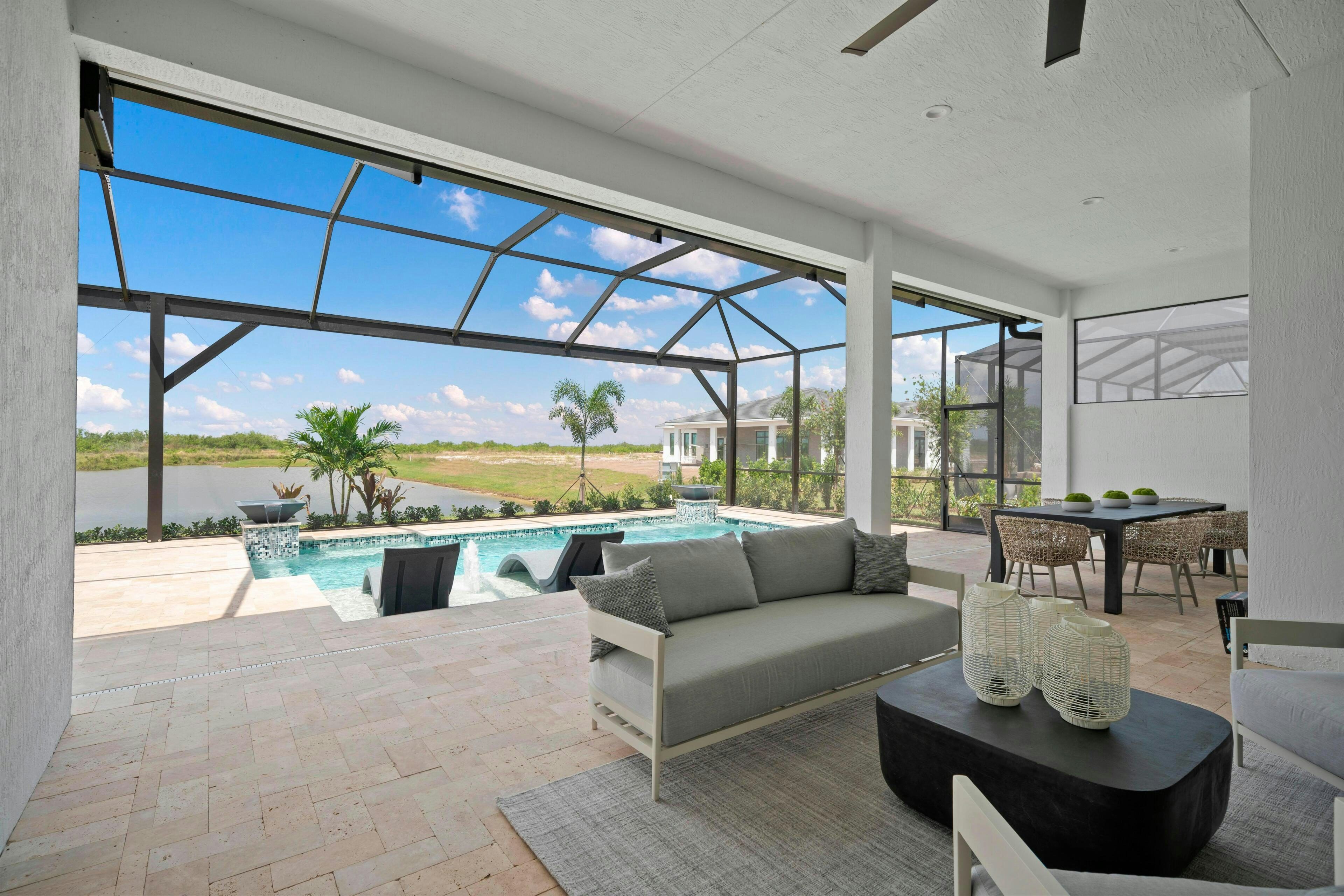 Lanai to Pool | Mariposa