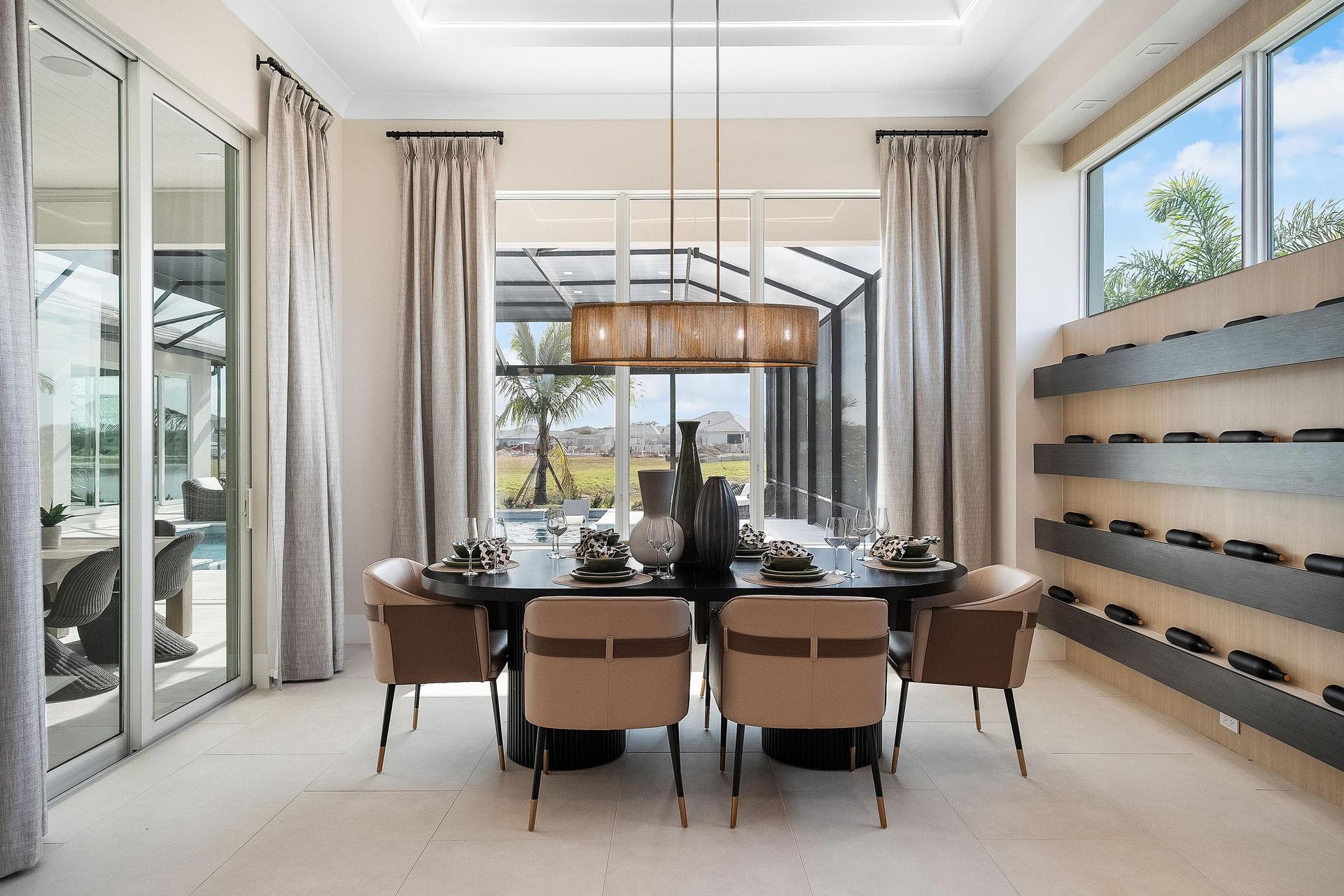 Dining | Riviera Model