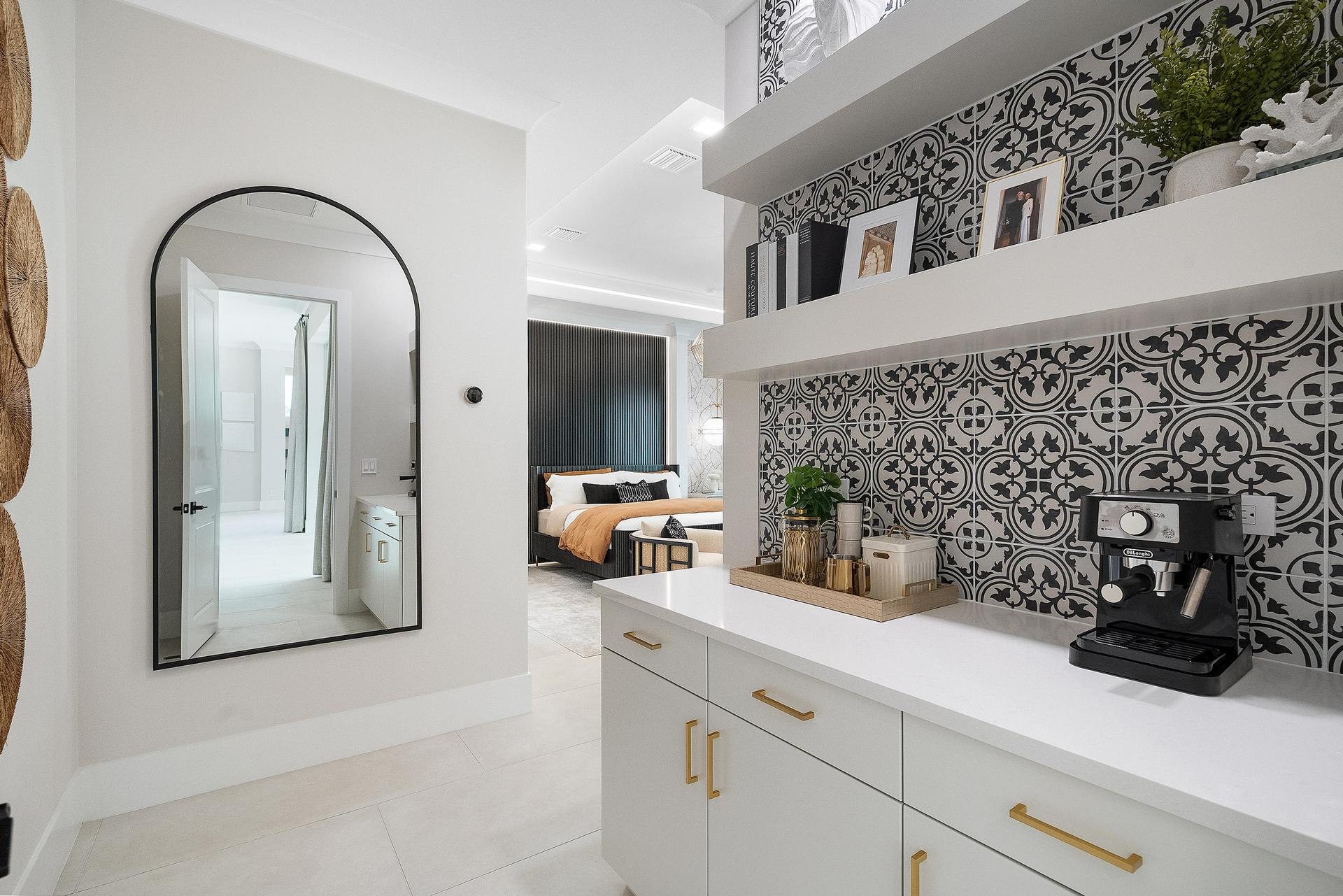Reserve Riviera Master Suite Breakfast Bar