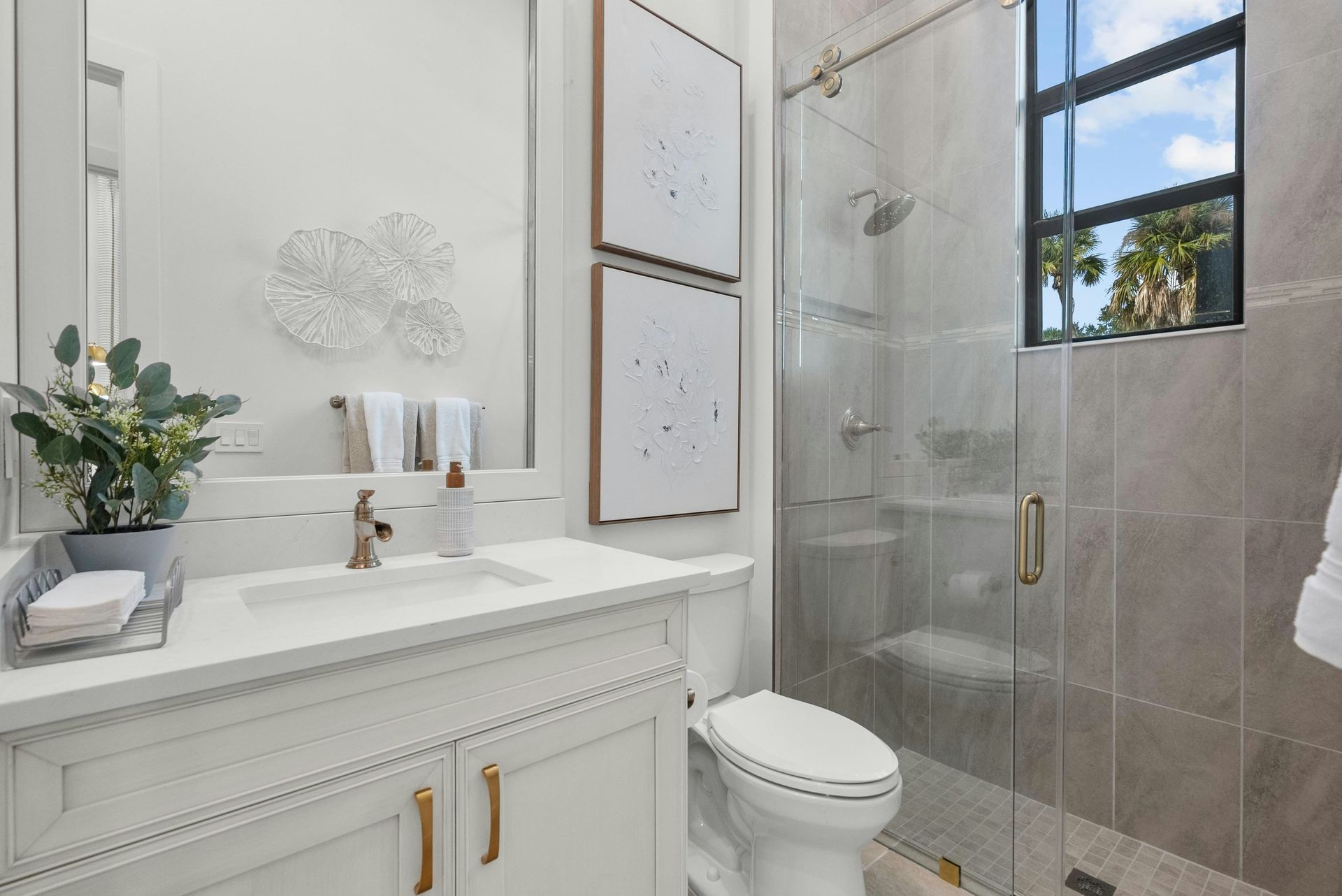 Bath 3 | Indigo Model