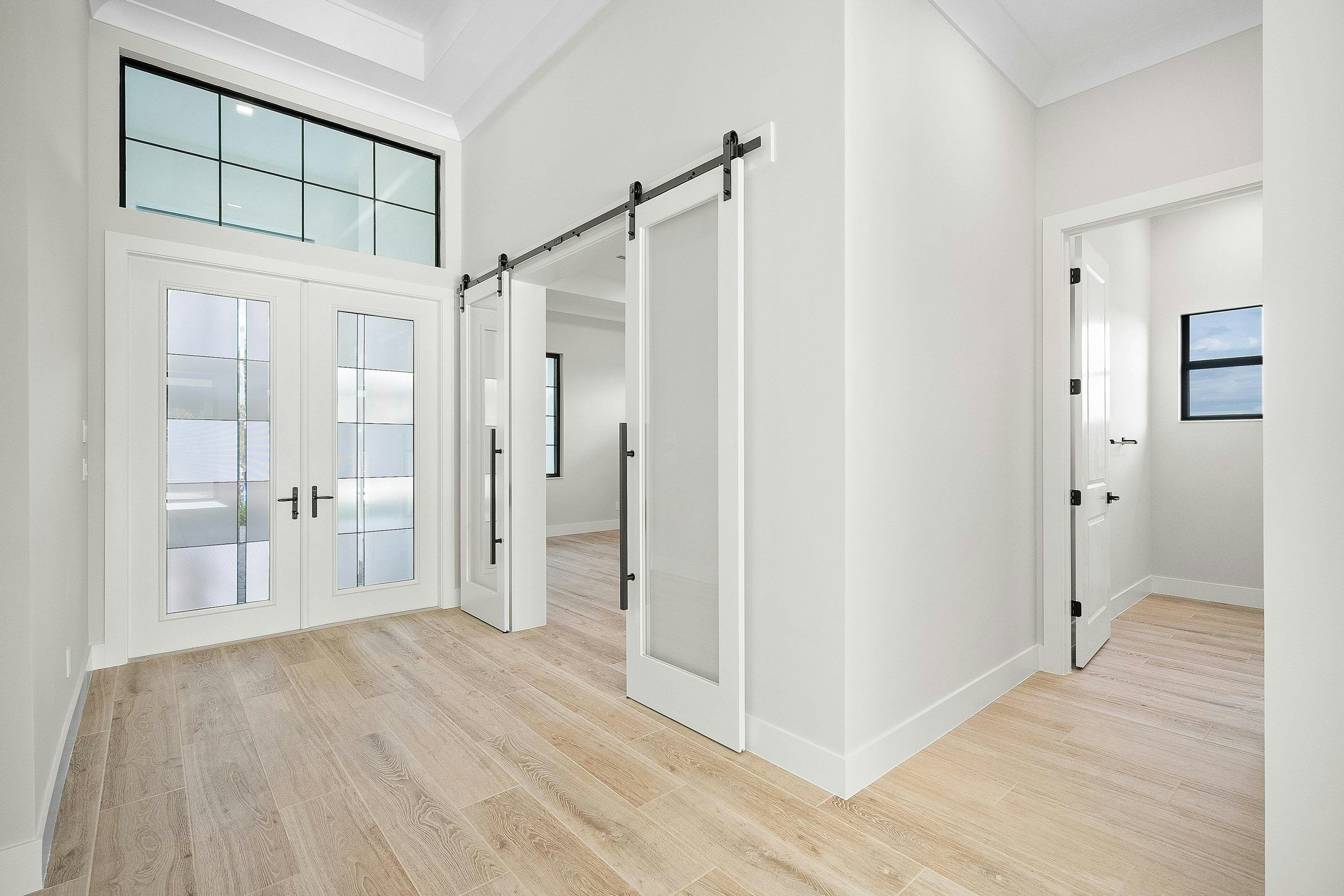 Foyer to Club Room | 110 SE Via Verona